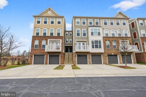 43368 TOWN GATE SQUARE CHANTILLY VA 20152