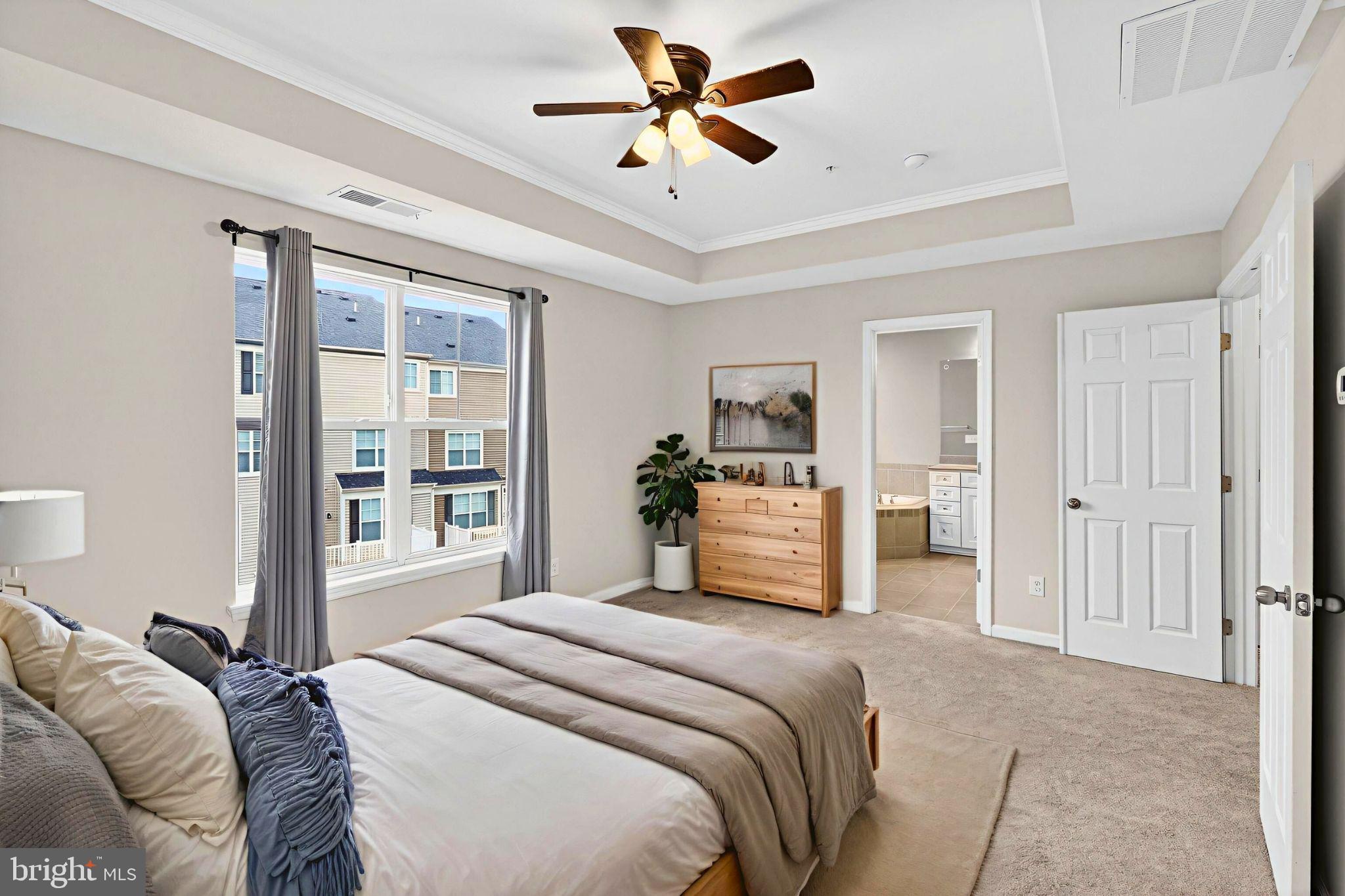 EAST GATE 3 CONDOMINIUM - Residential