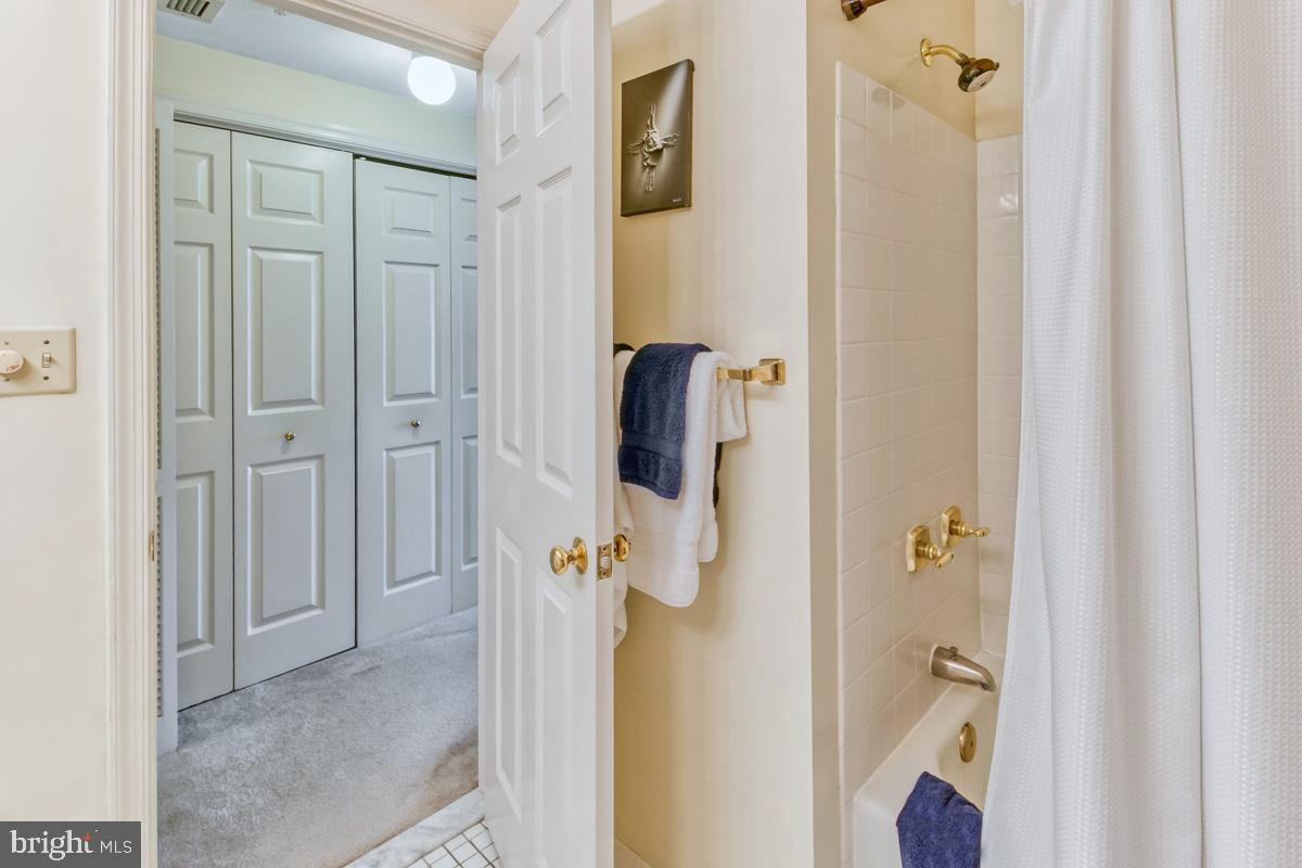 FELLS POINT HISTORIC DISTRICT - Residential