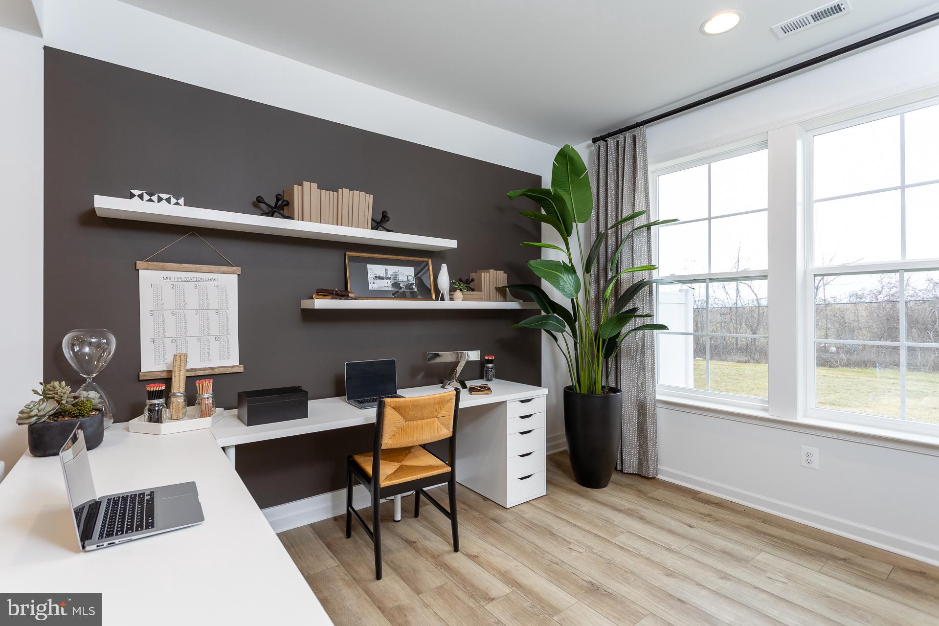 HUNTFIELD - Residential