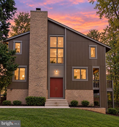 Photo of 7834 Marconi Court, SPRINGFIELD, VA 22153 (MLS # VAFX2348114)