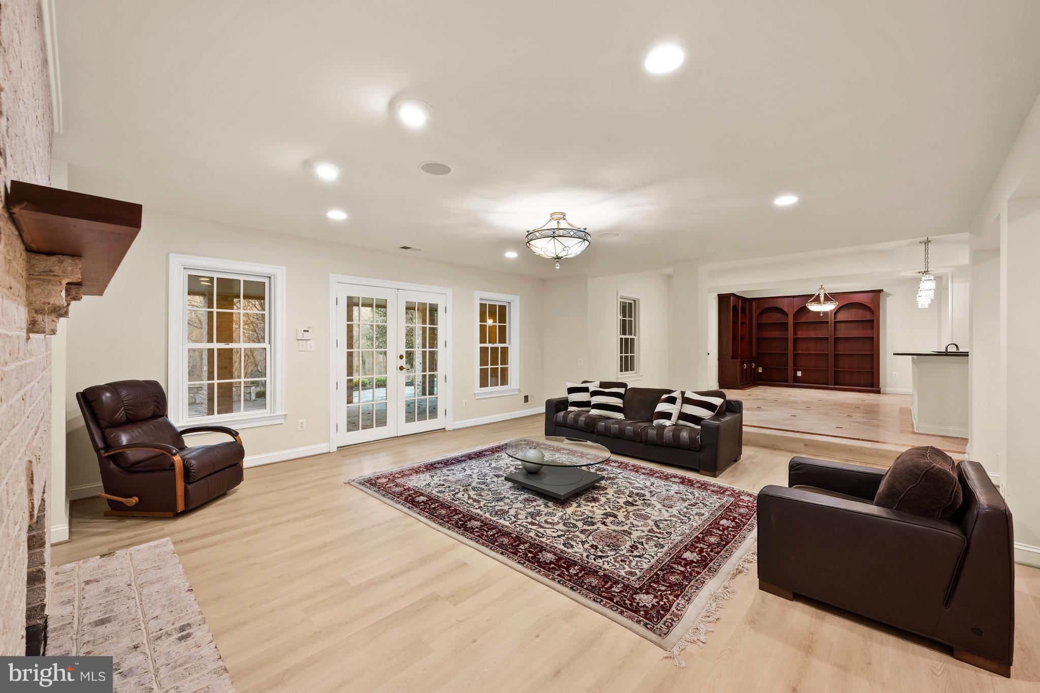 BULL RUN - Residential