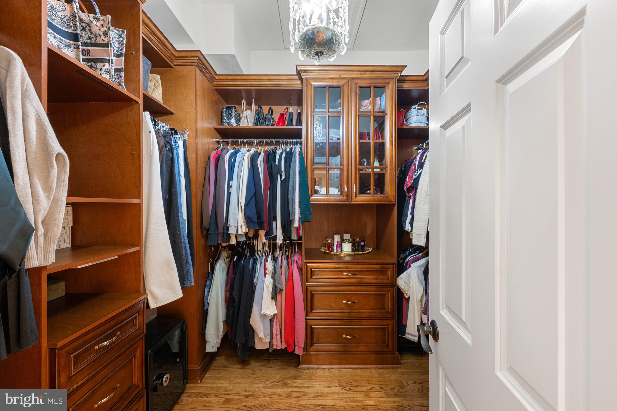 BULL RUN - Residential