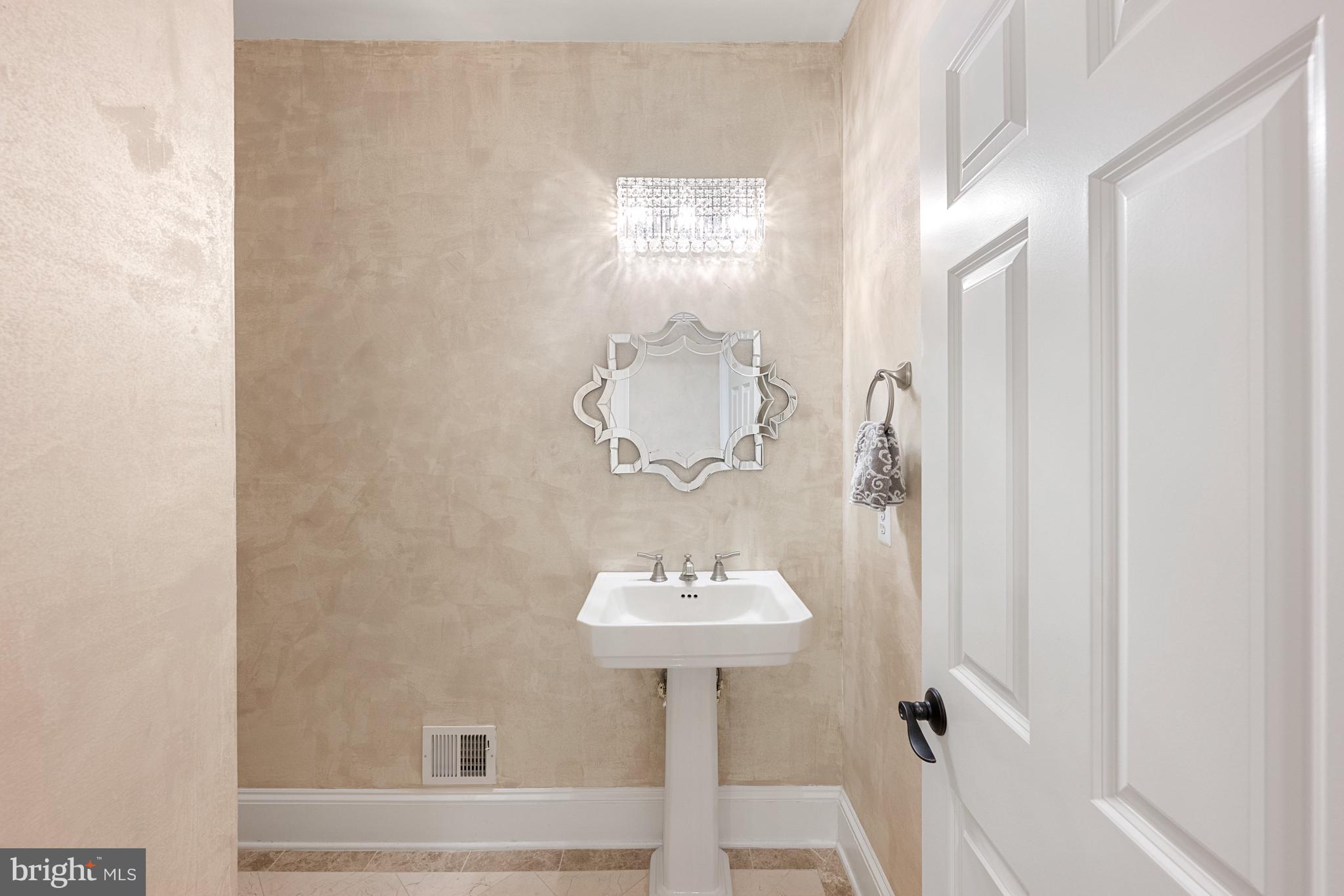 BULL RUN - Residential