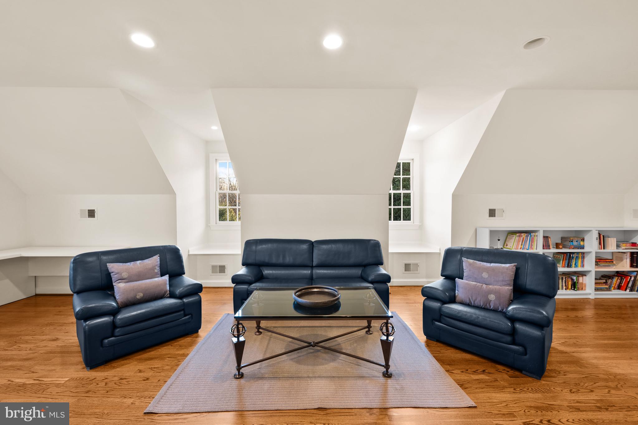 BULL RUN - Residential