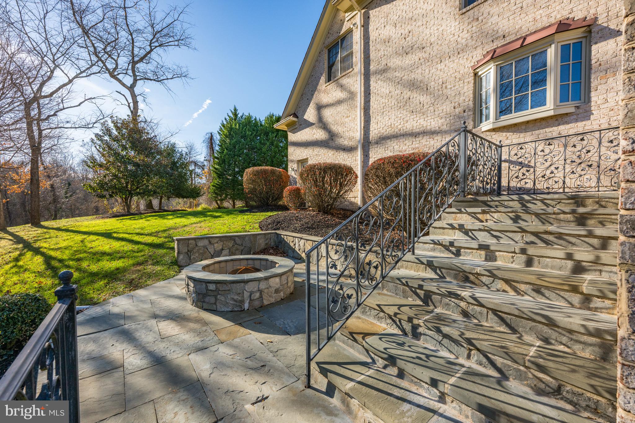 BULL RUN - Residential