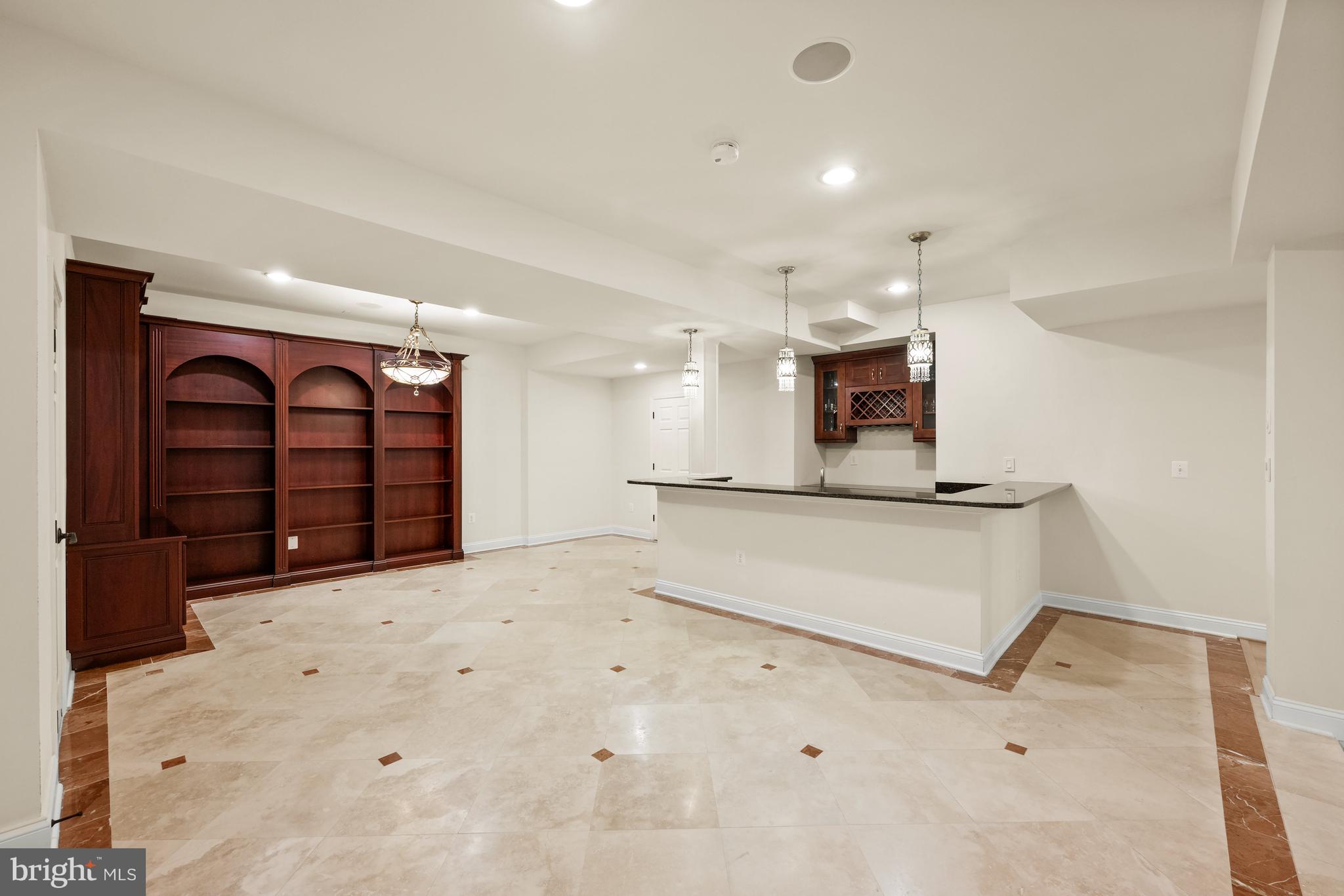 BULL RUN - Residential