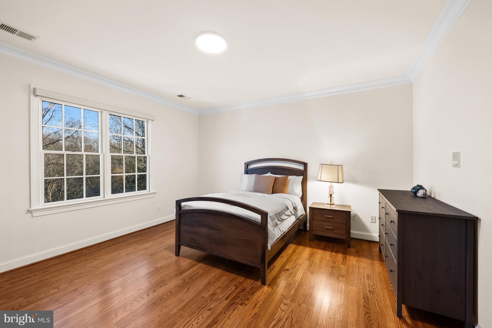 BULL RUN - Residential