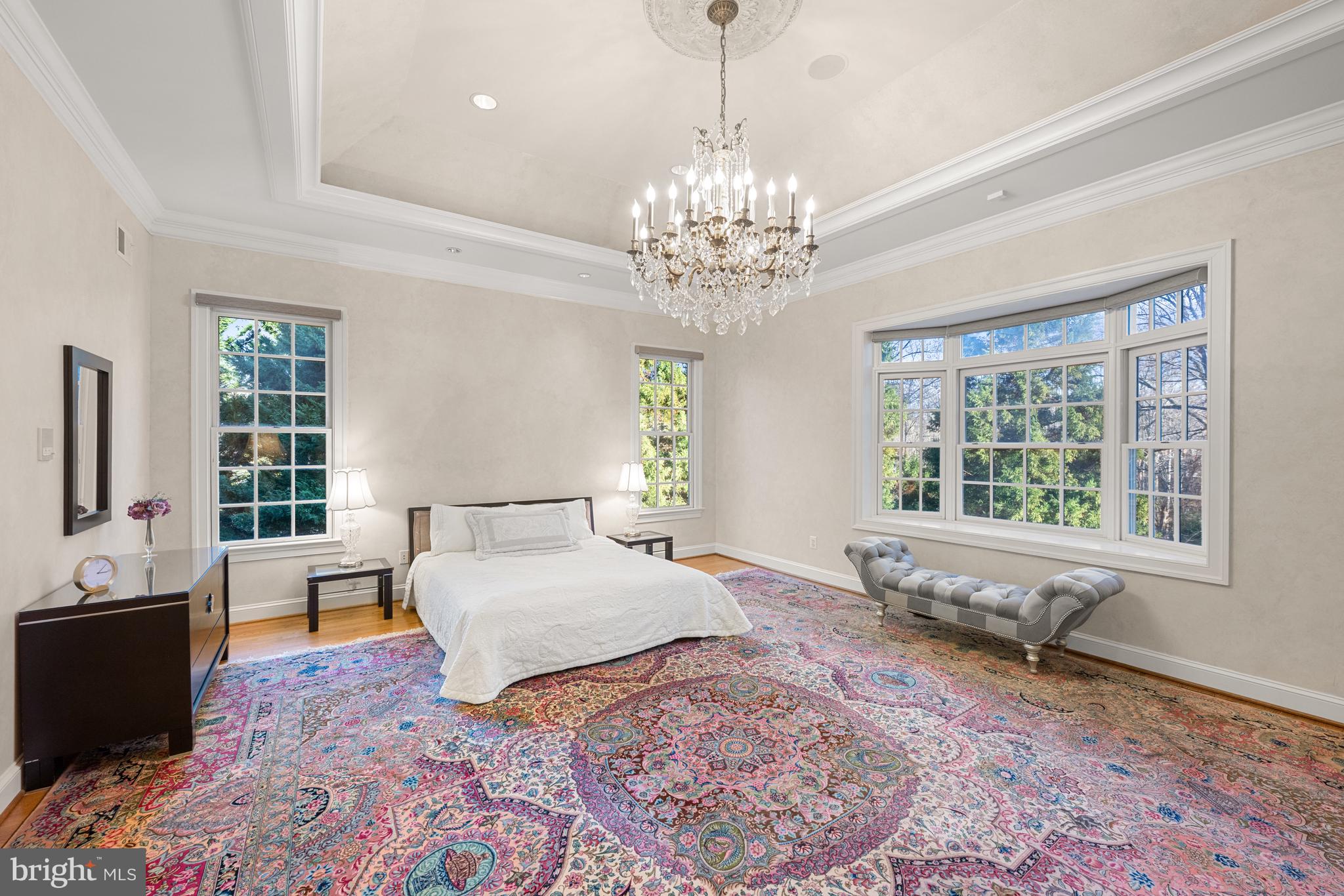 BULL RUN - Residential