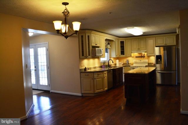 GREENMONT - Residential