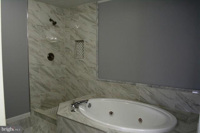 GREENMONT - Residential