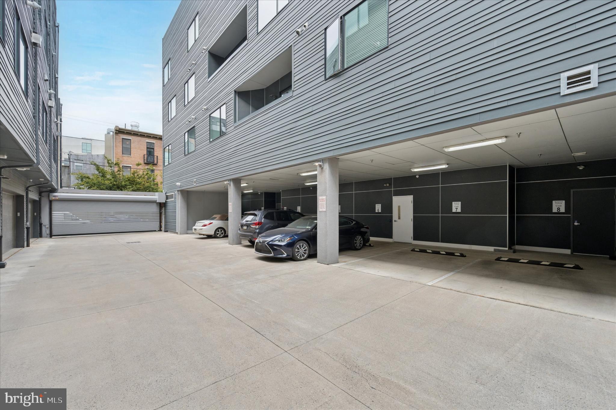 WASHINGTON SQ WEST - Residential