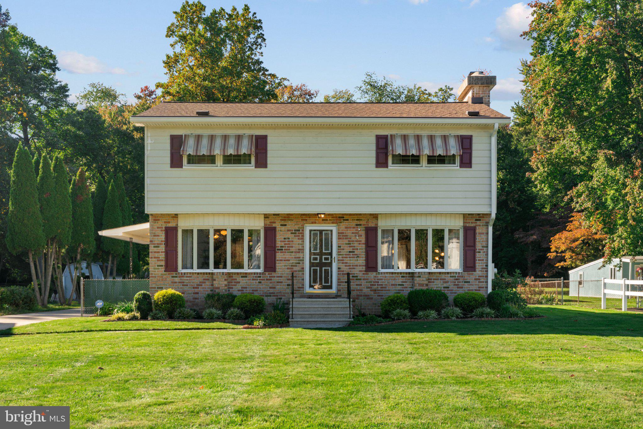 1265 LOWER FERRY ROAD