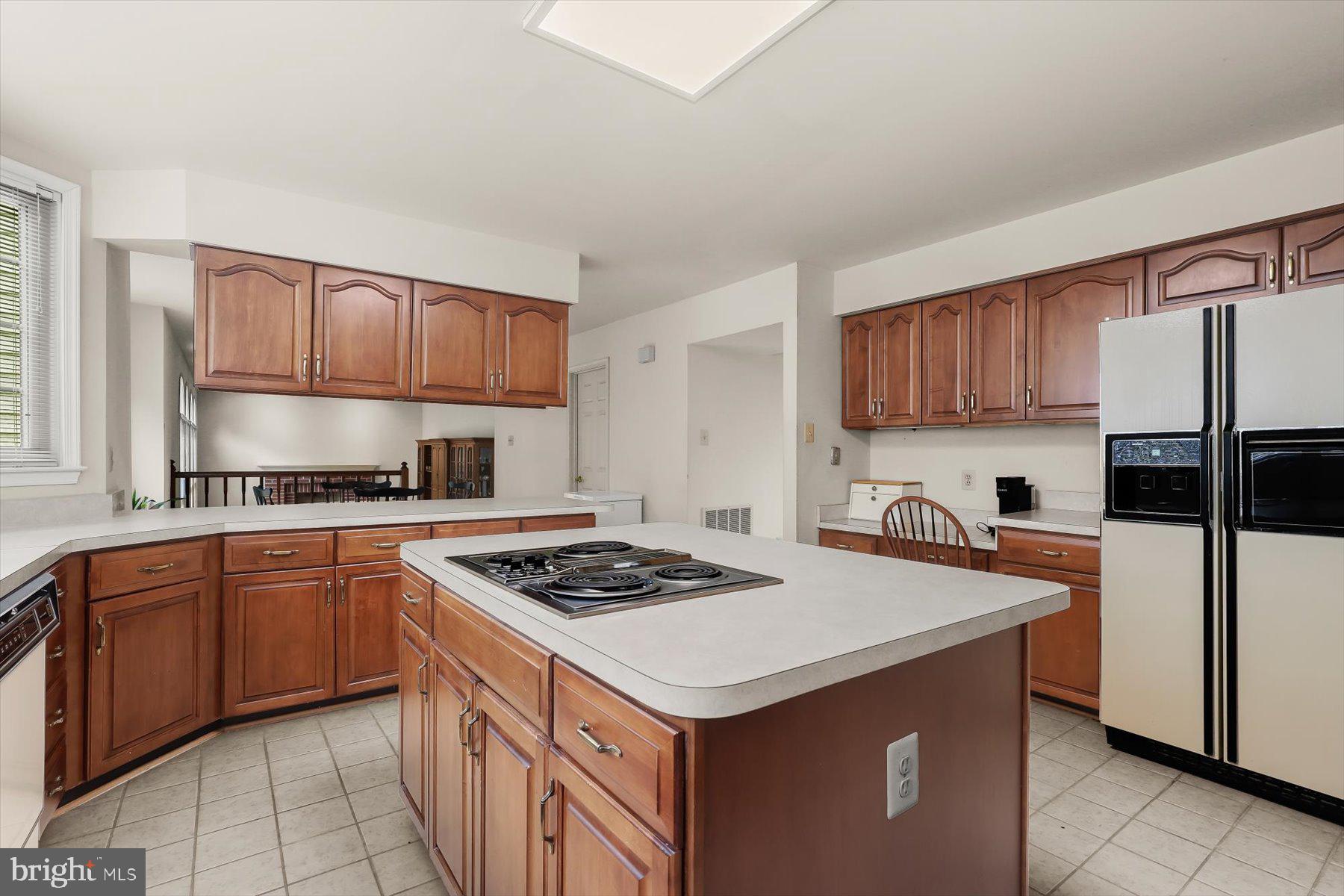 BURLEIGH MANOR - Residential