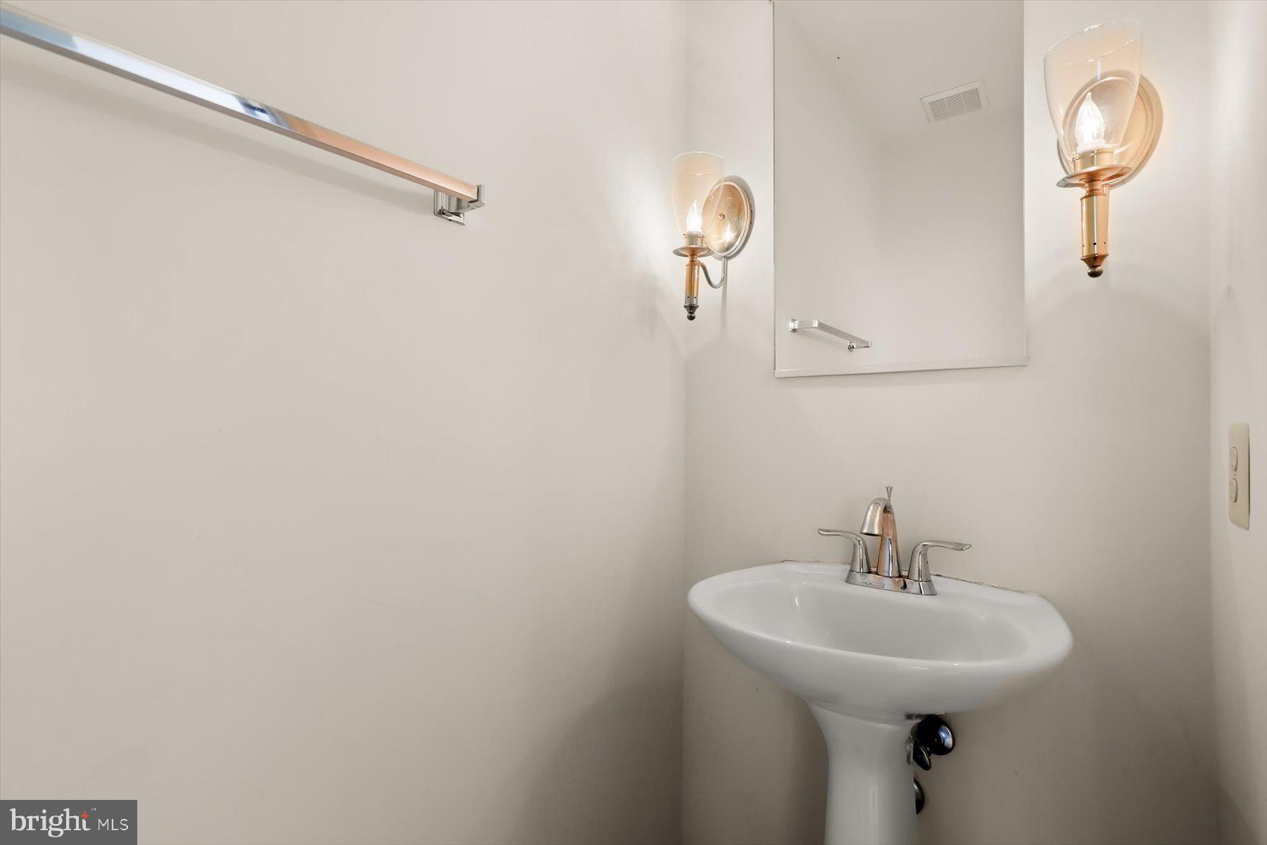 BURLEIGH MANOR - Residential