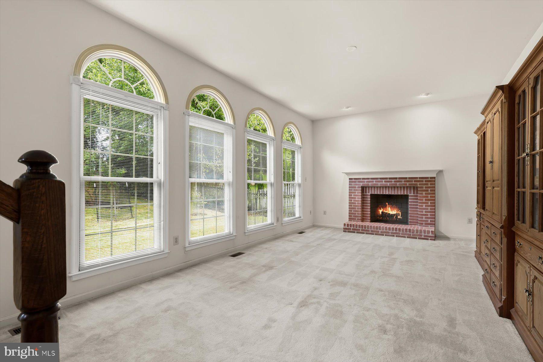 BURLEIGH MANOR - Residential