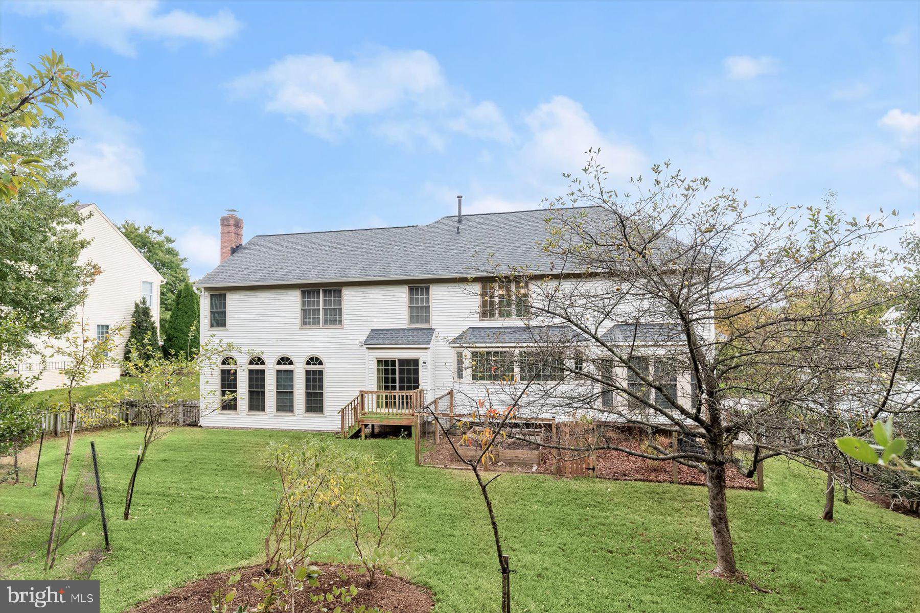 BURLEIGH MANOR - Residential