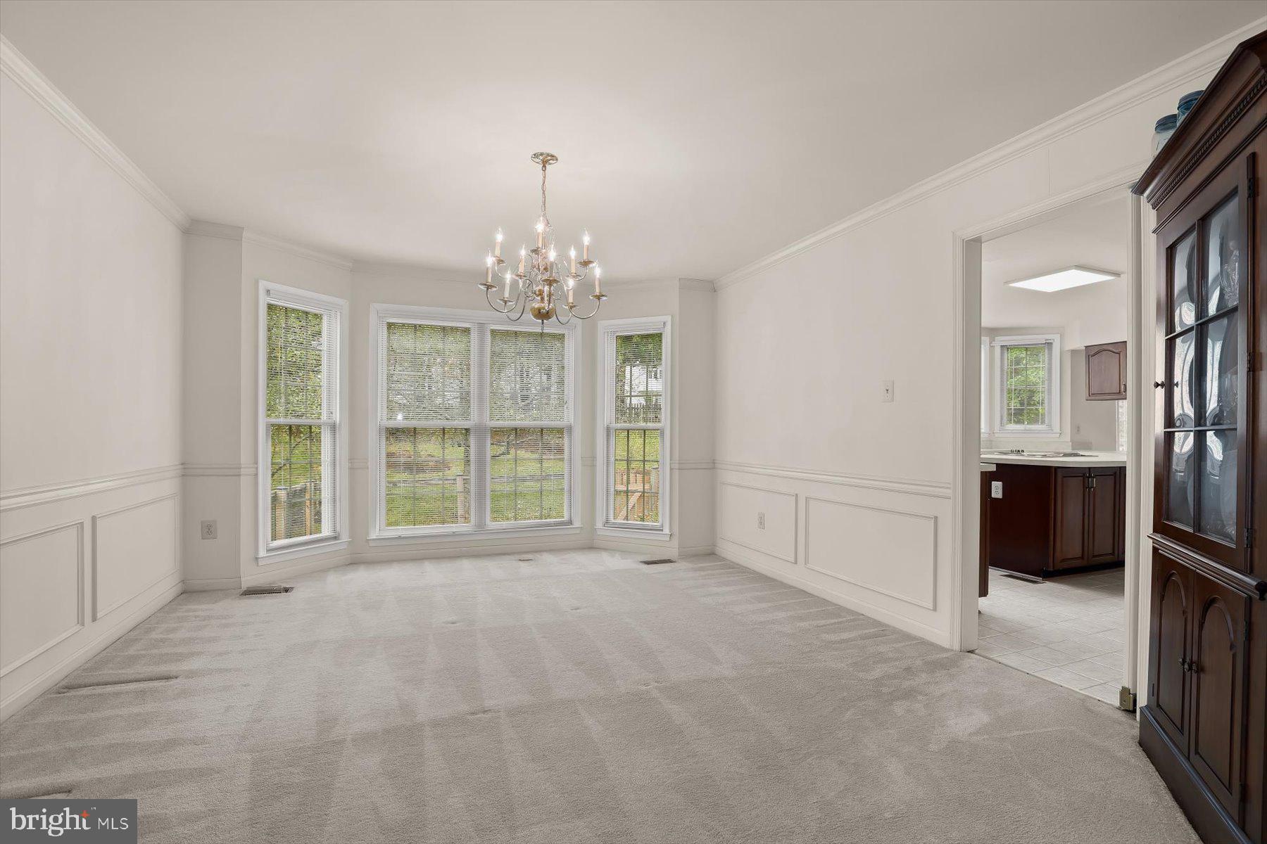 BURLEIGH MANOR - Residential