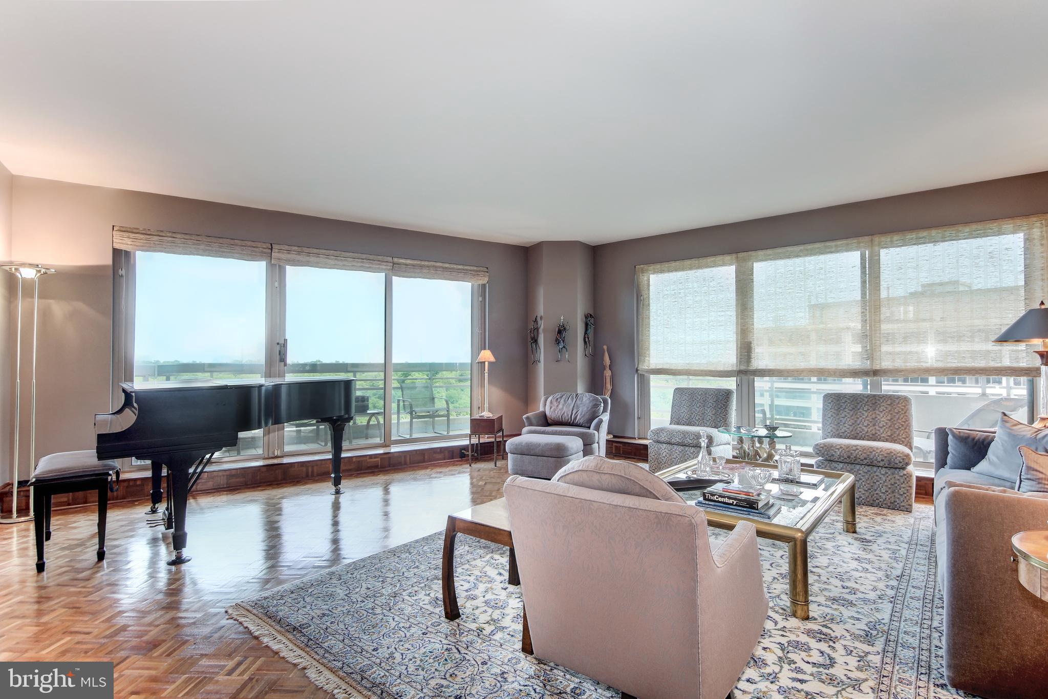 SOMERSET HOUSE - Residential