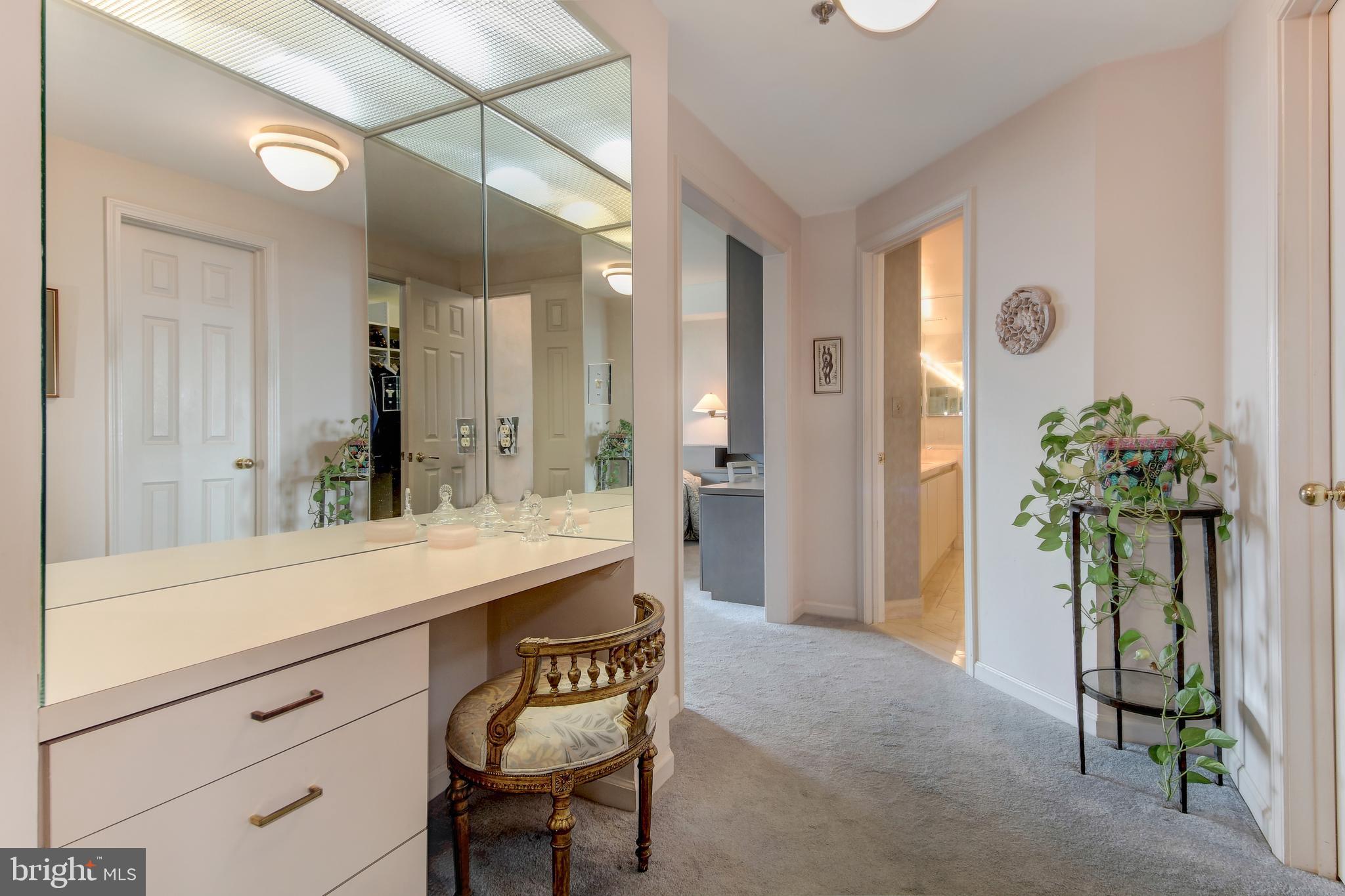 SOMERSET HOUSE - Residential