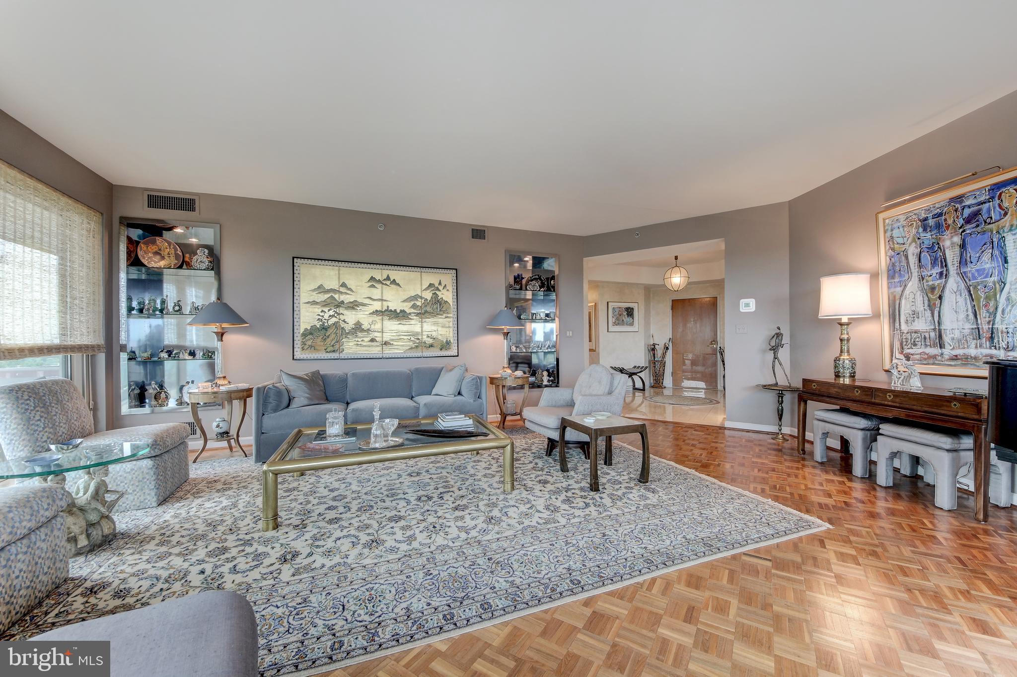 SOMERSET HOUSE - Residential