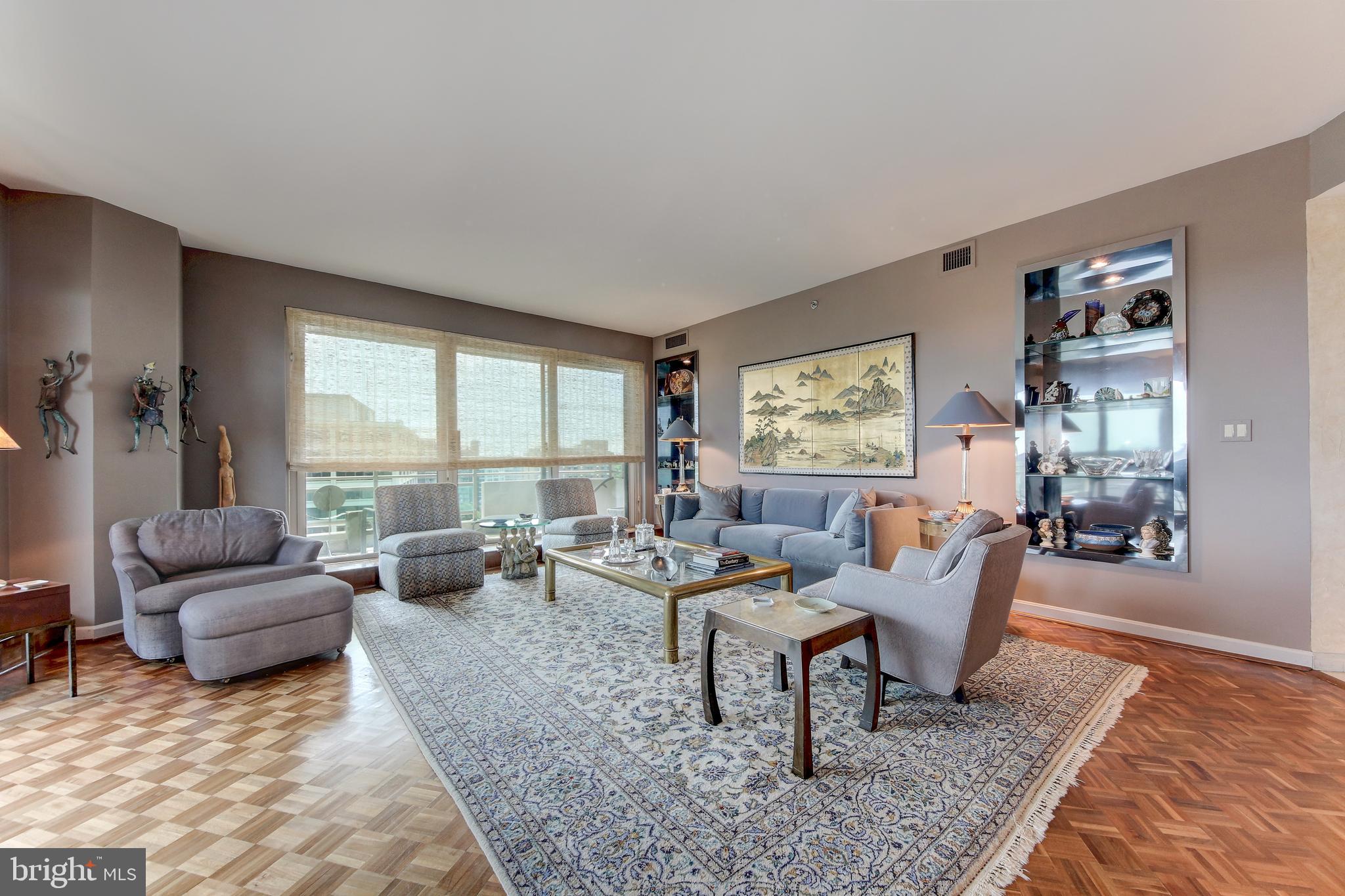 SOMERSET HOUSE - Residential