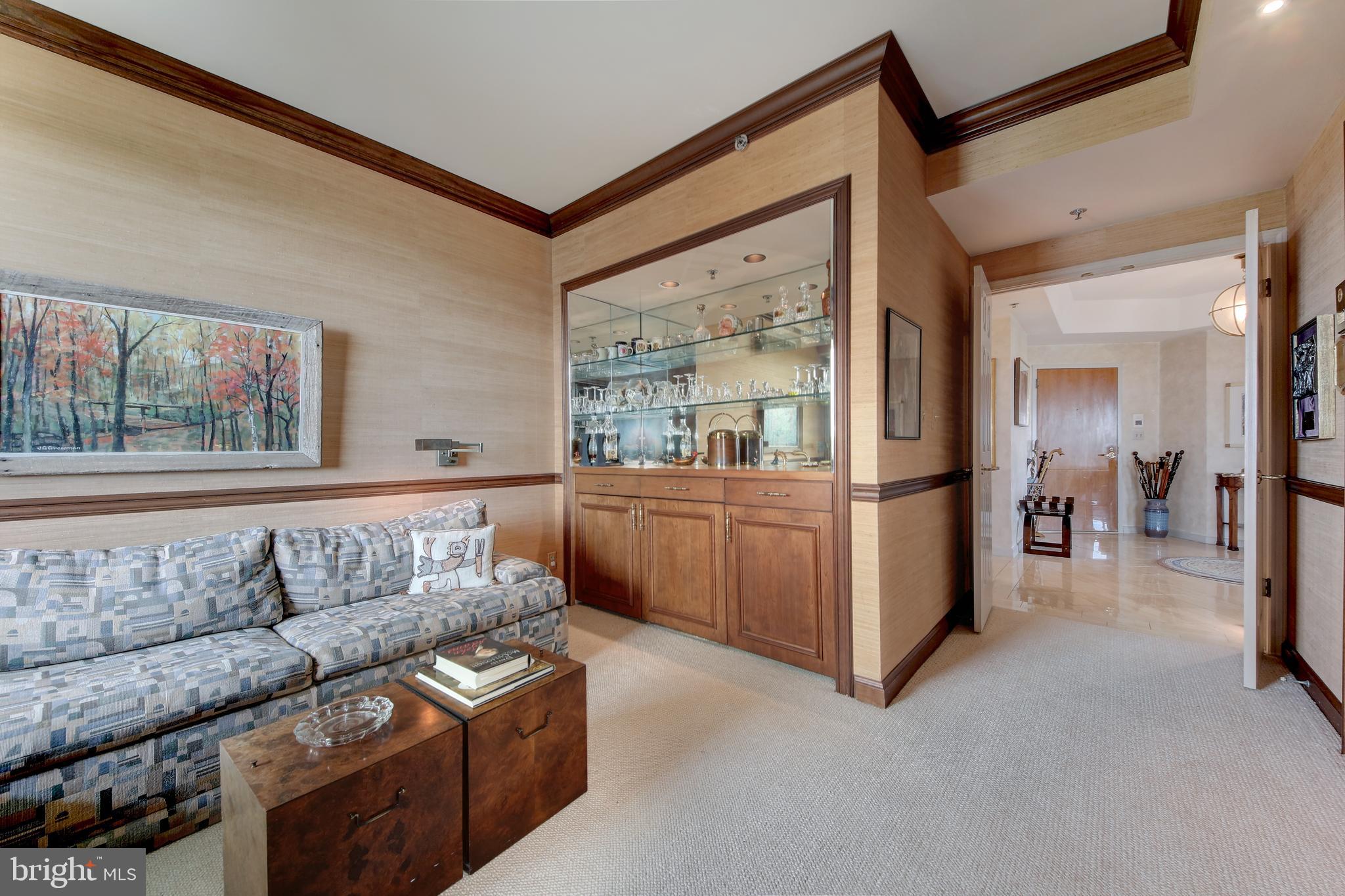 SOMERSET HOUSE - Residential