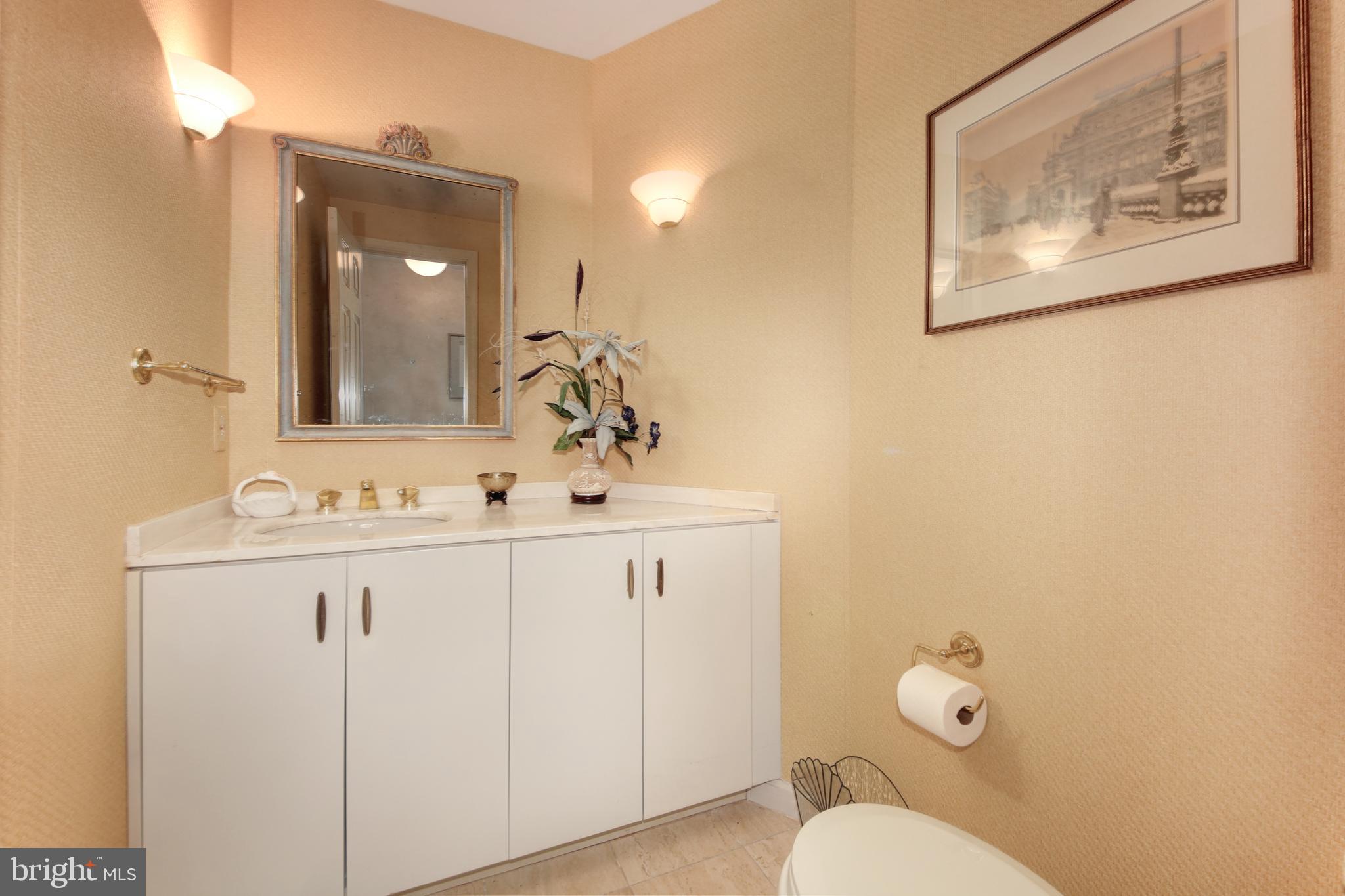 SOMERSET HOUSE - Residential