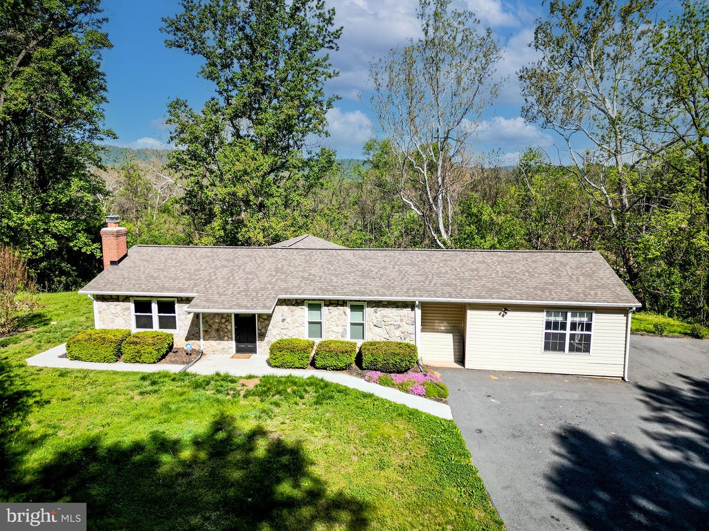 Photo of 2816 Ballenger Creek Pike, FREDERICK, MD 21703 (MLS # MDFR2086666)