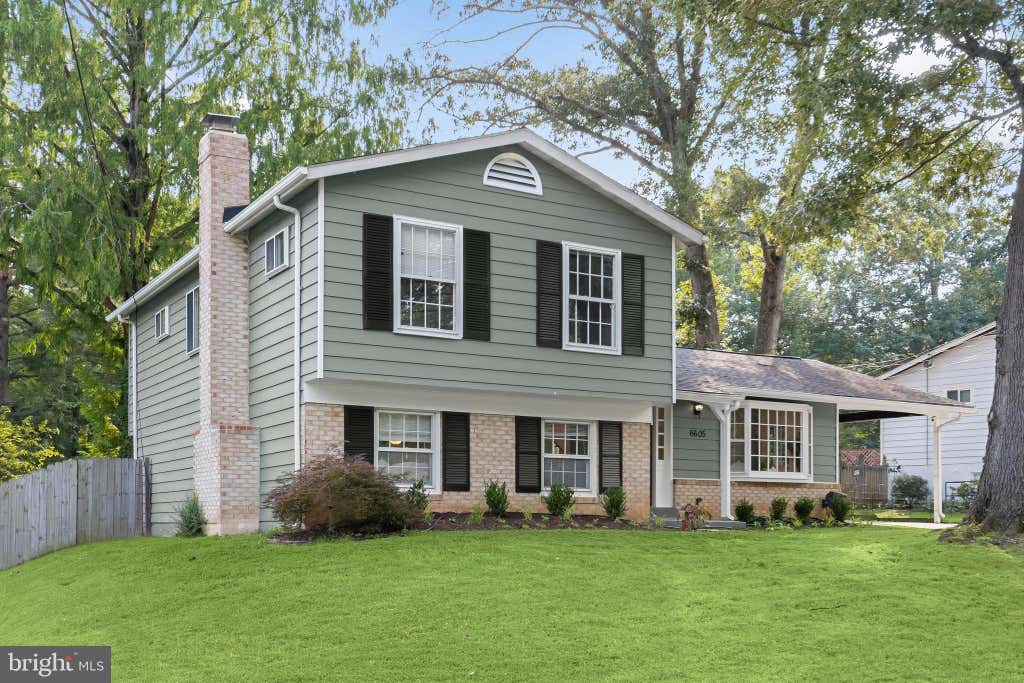 Photo of 6605 Mccahill Terrace, LAUREL, MD 20707 (MLS # MDPG2213928)