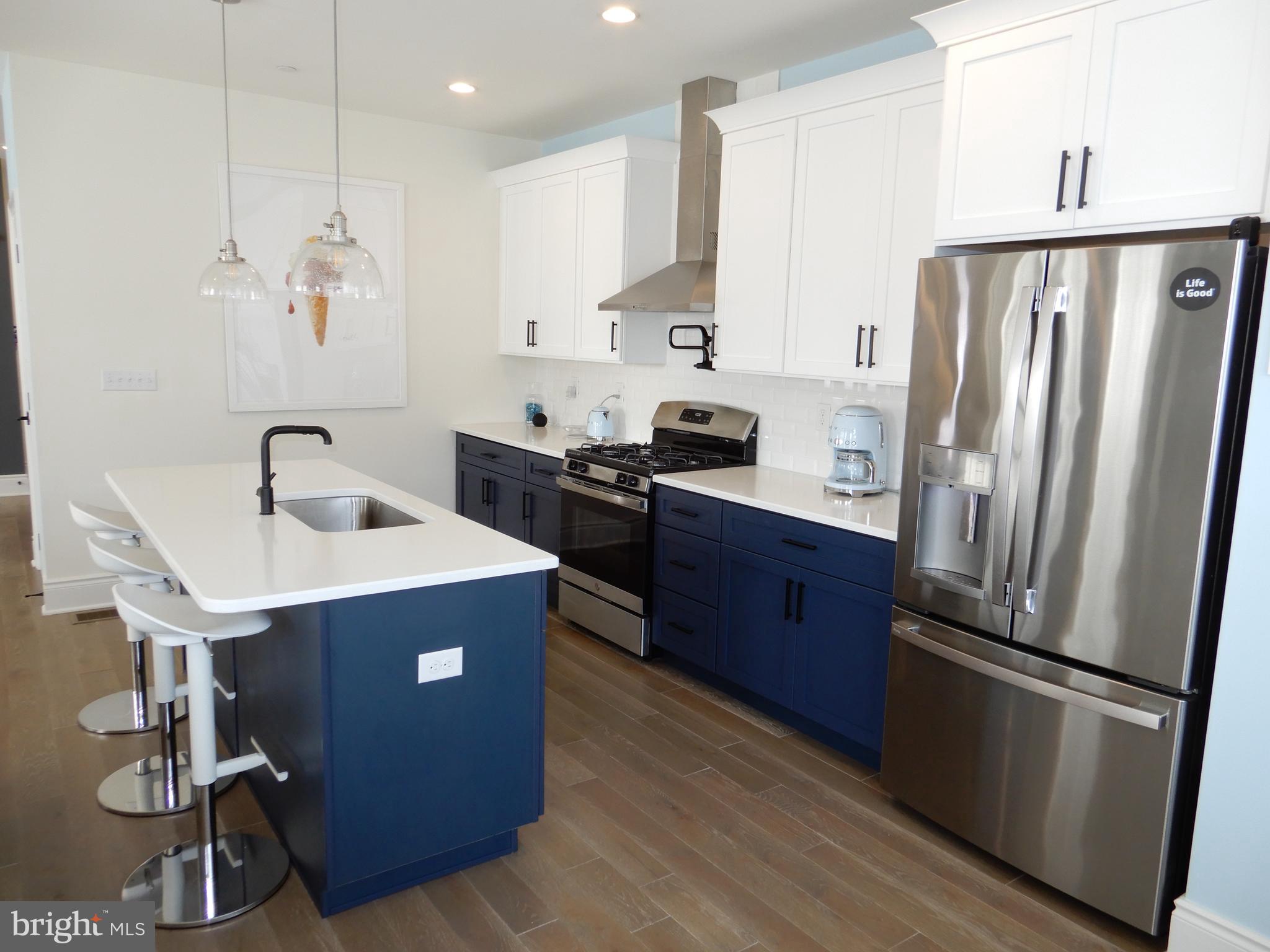 21 SPRING MILL DRIVE 12