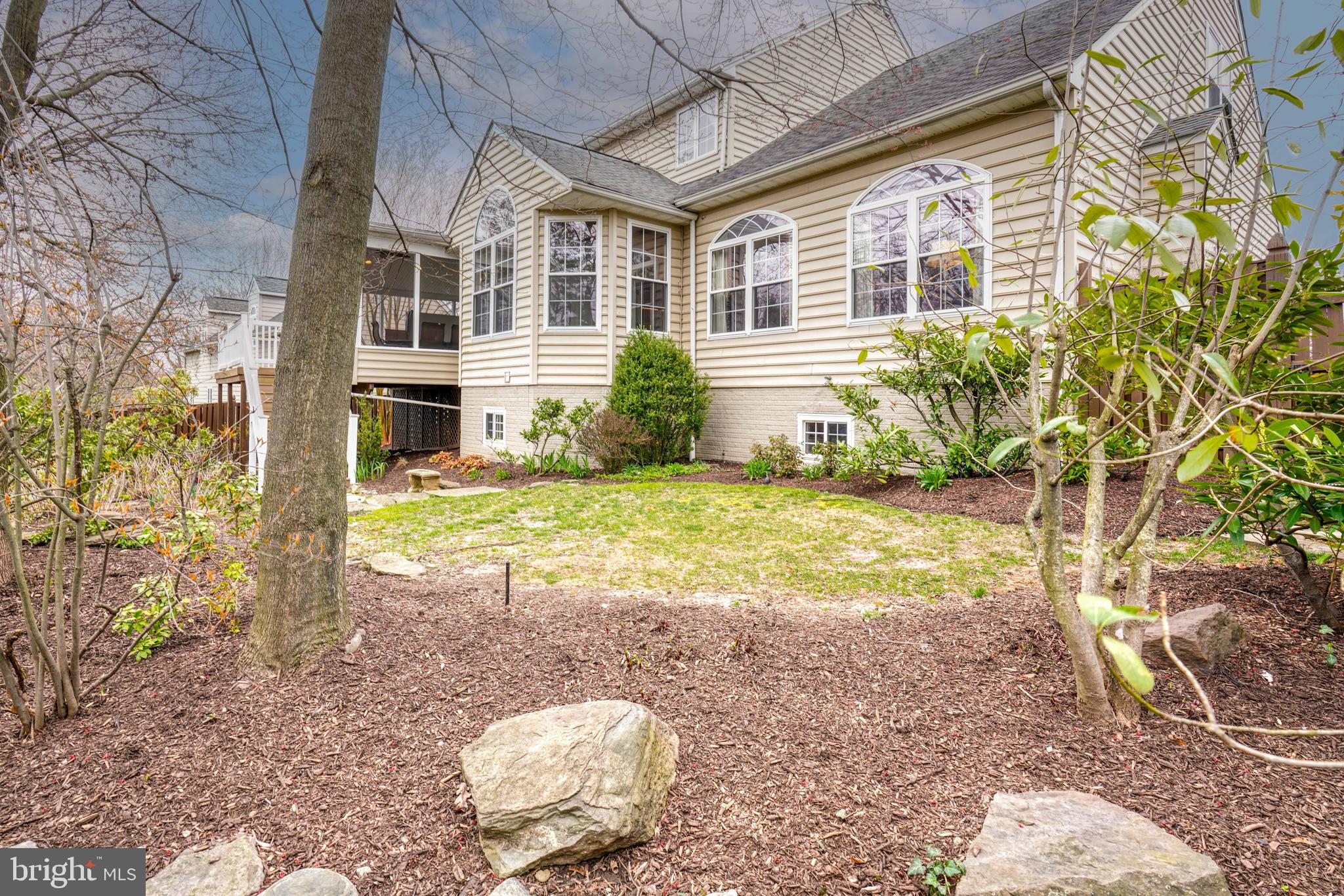 FOXWAY TERR - Residential