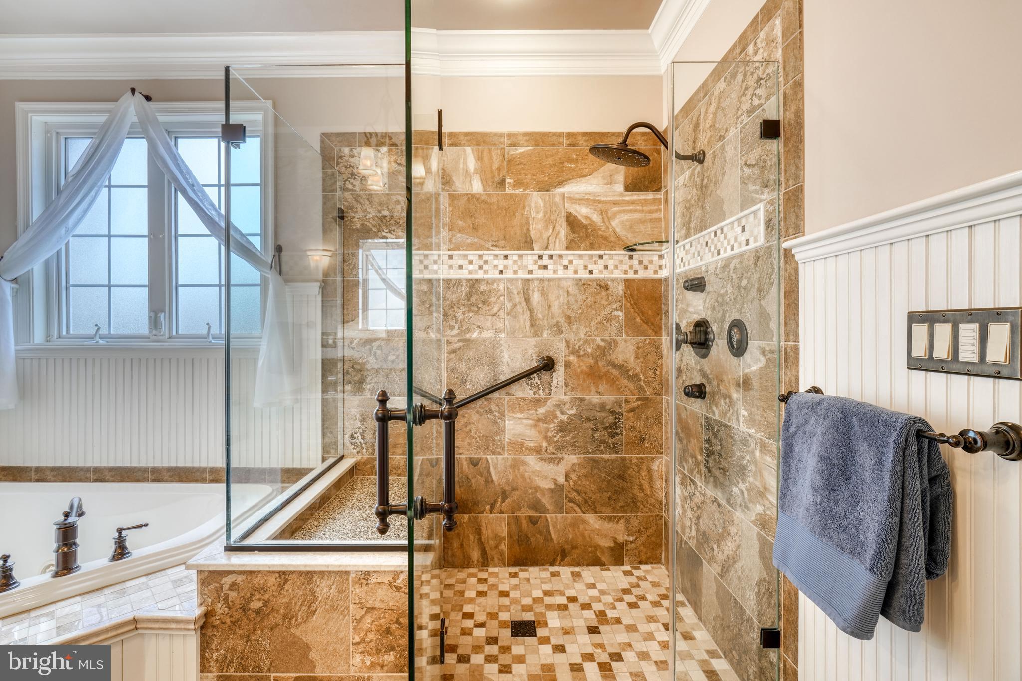 FOXWAY TERR - Residential