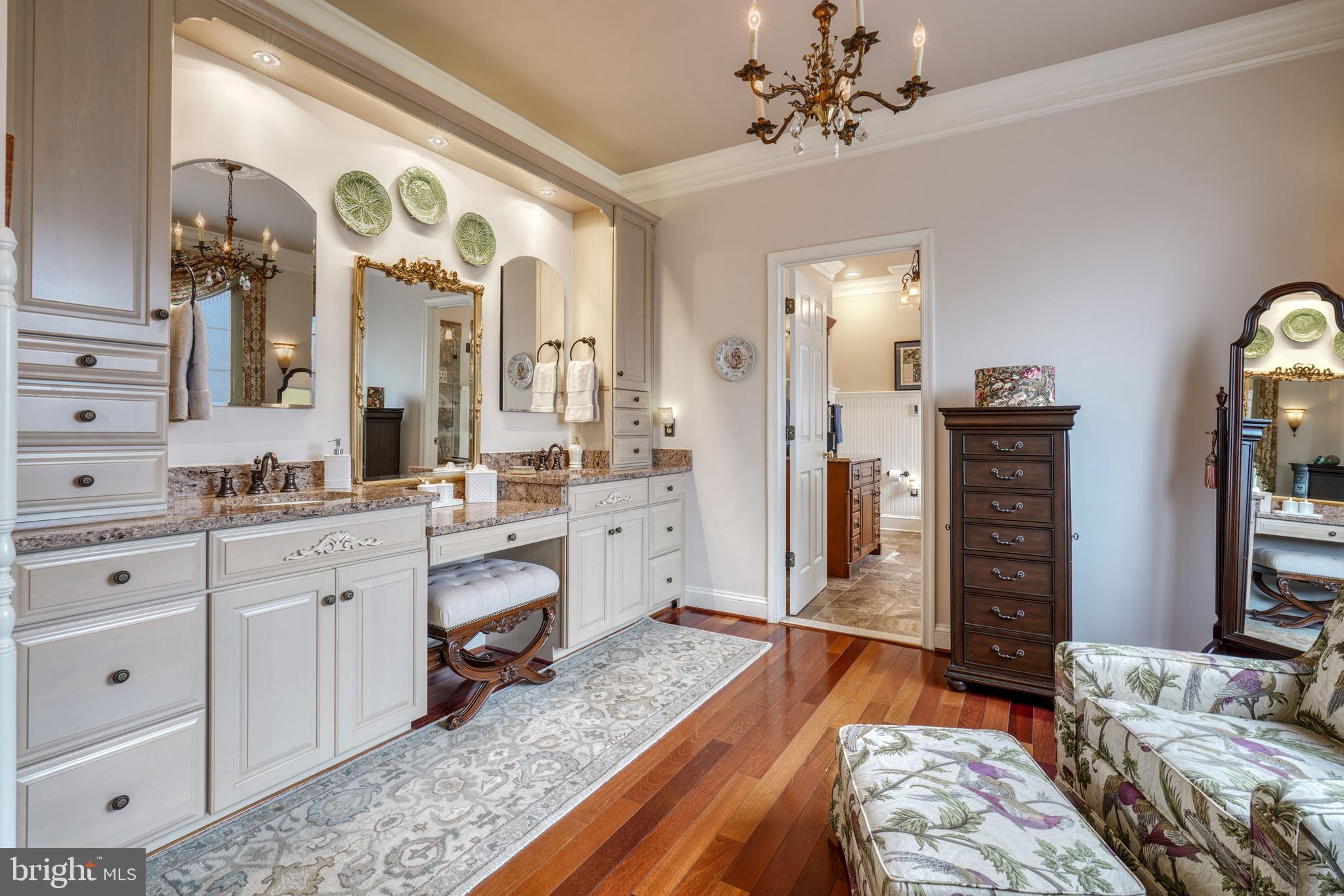 FOXWAY TERR - Residential