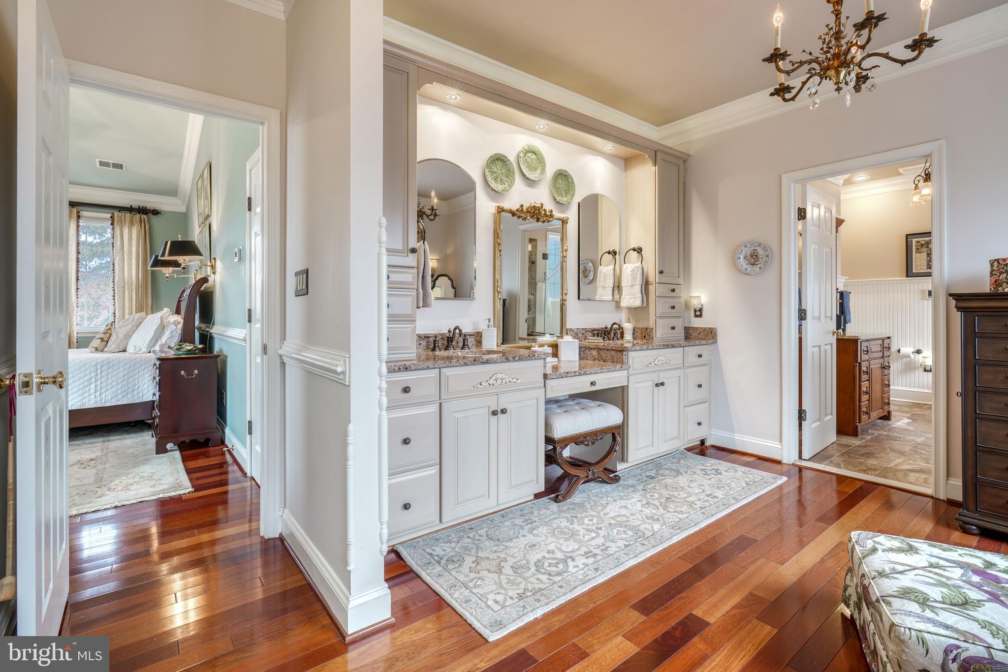 FOXWAY TERR - Residential