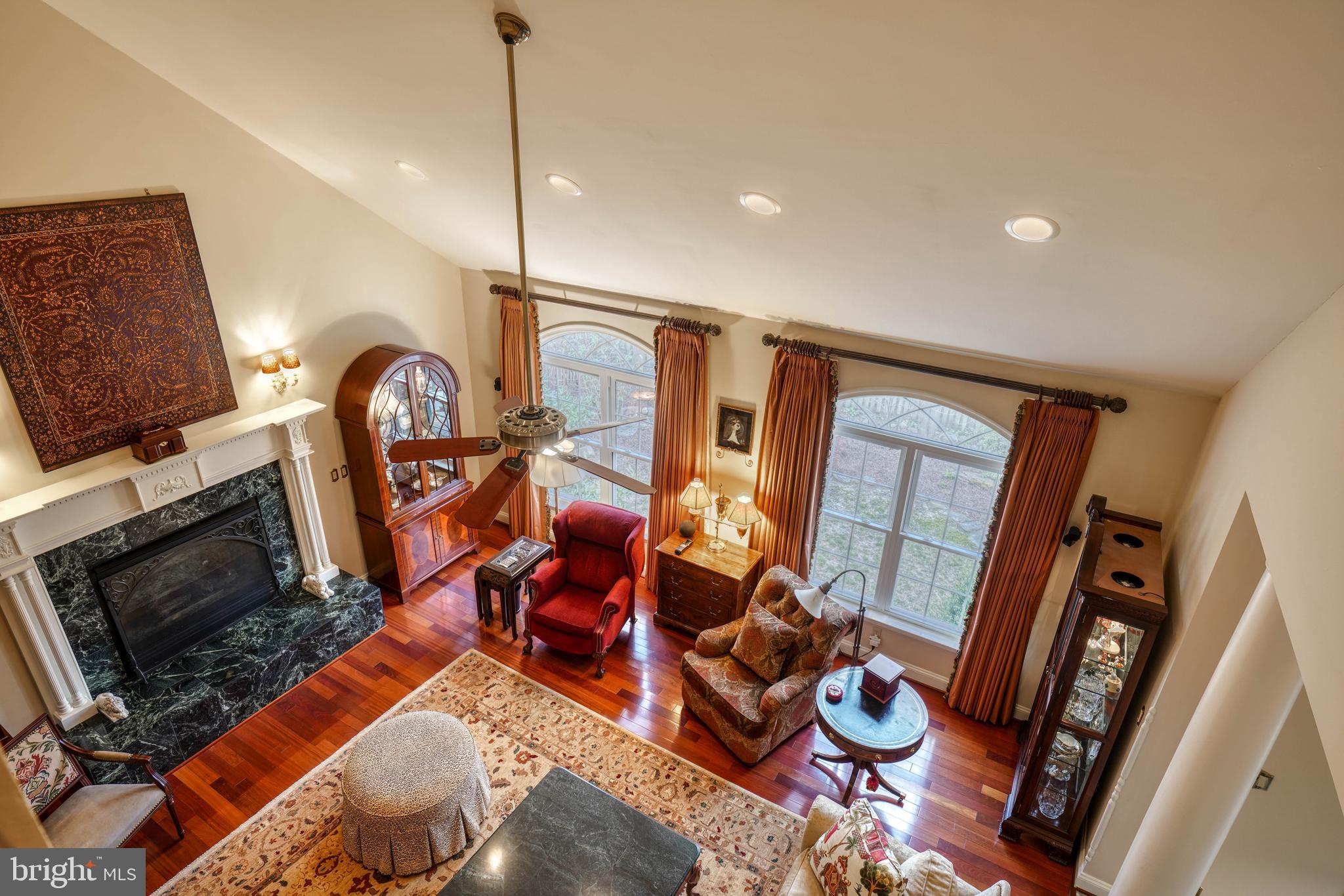 FOXWAY TERR - Residential