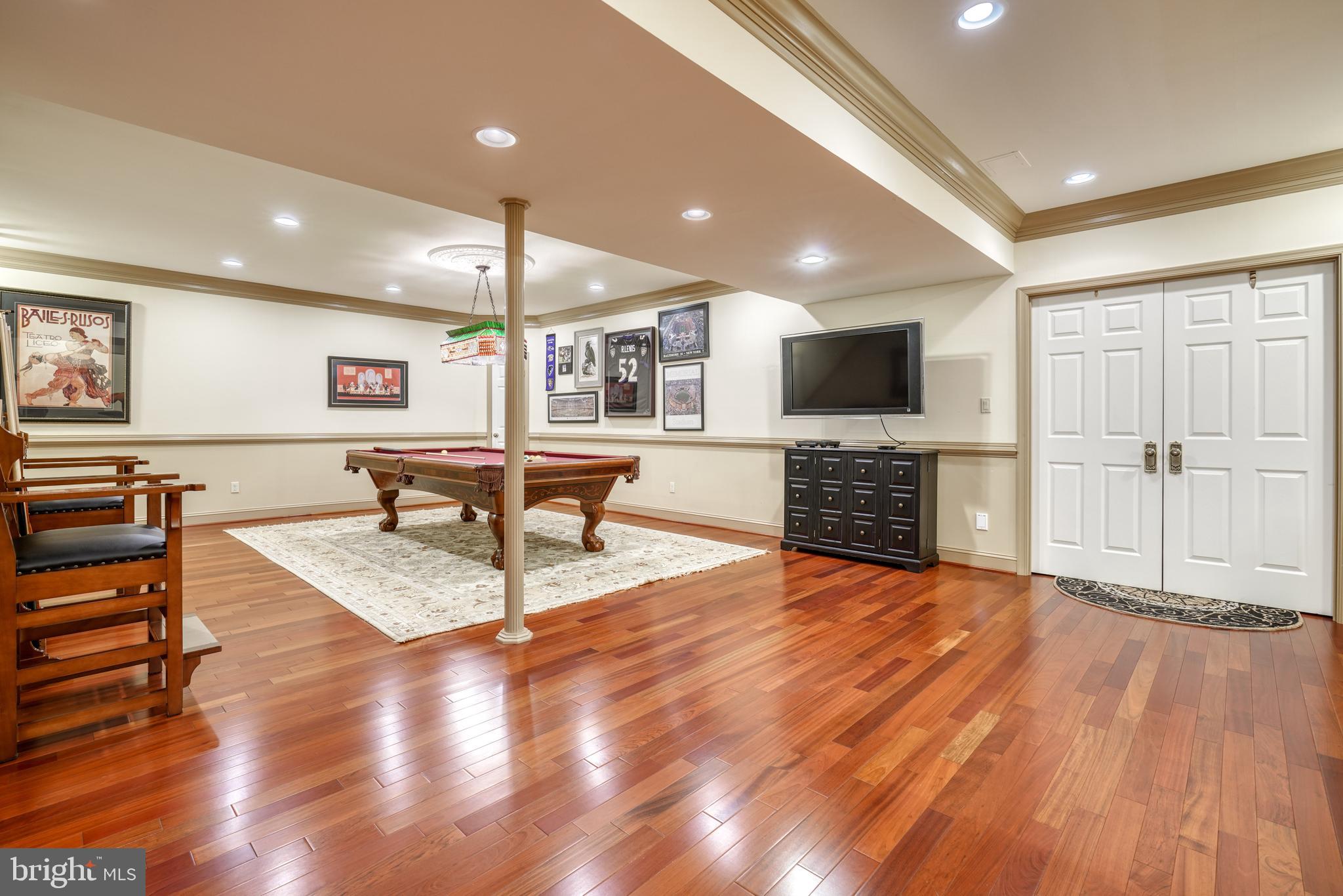 FOXWAY TERR - Residential