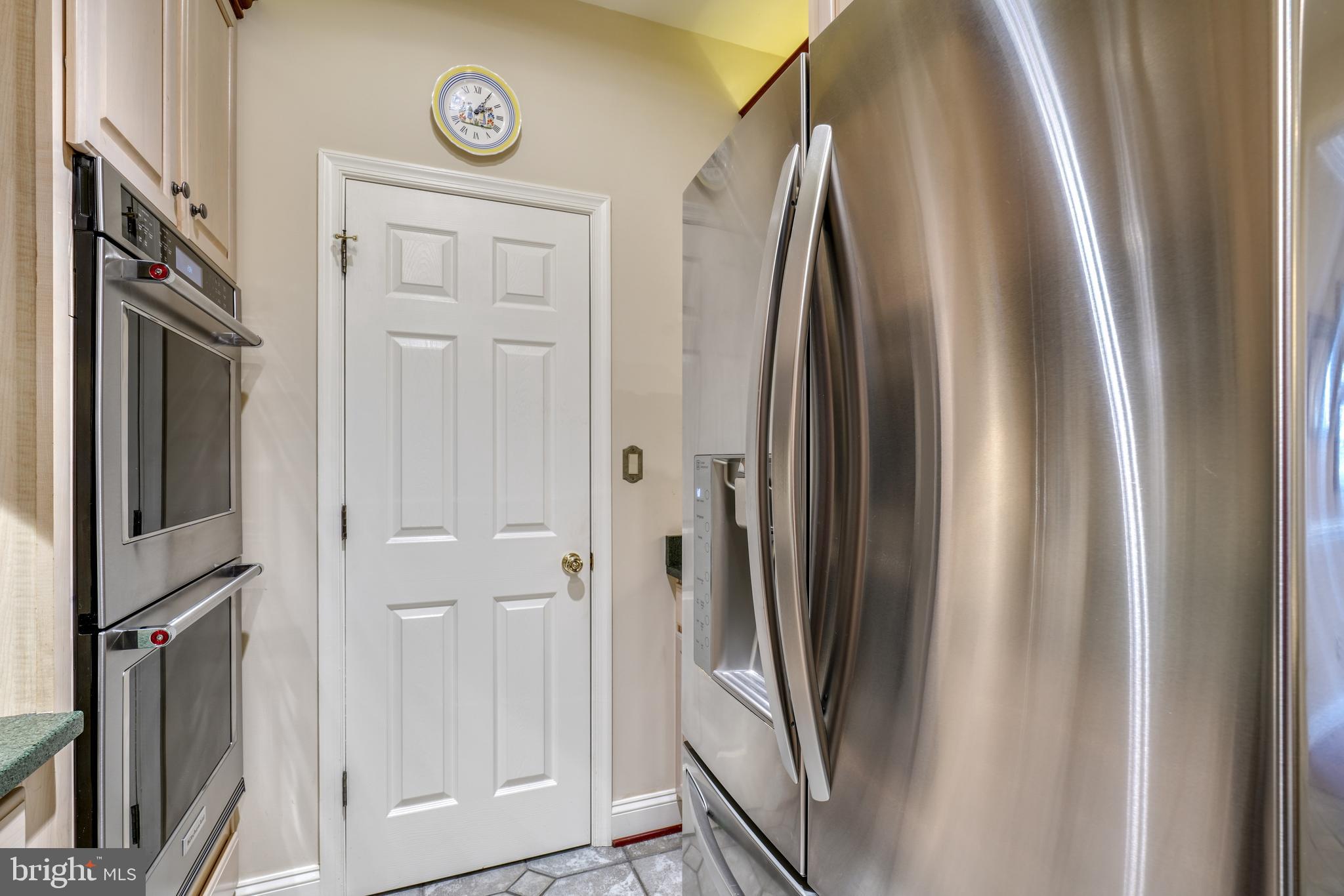 FOXWAY TERR - Residential