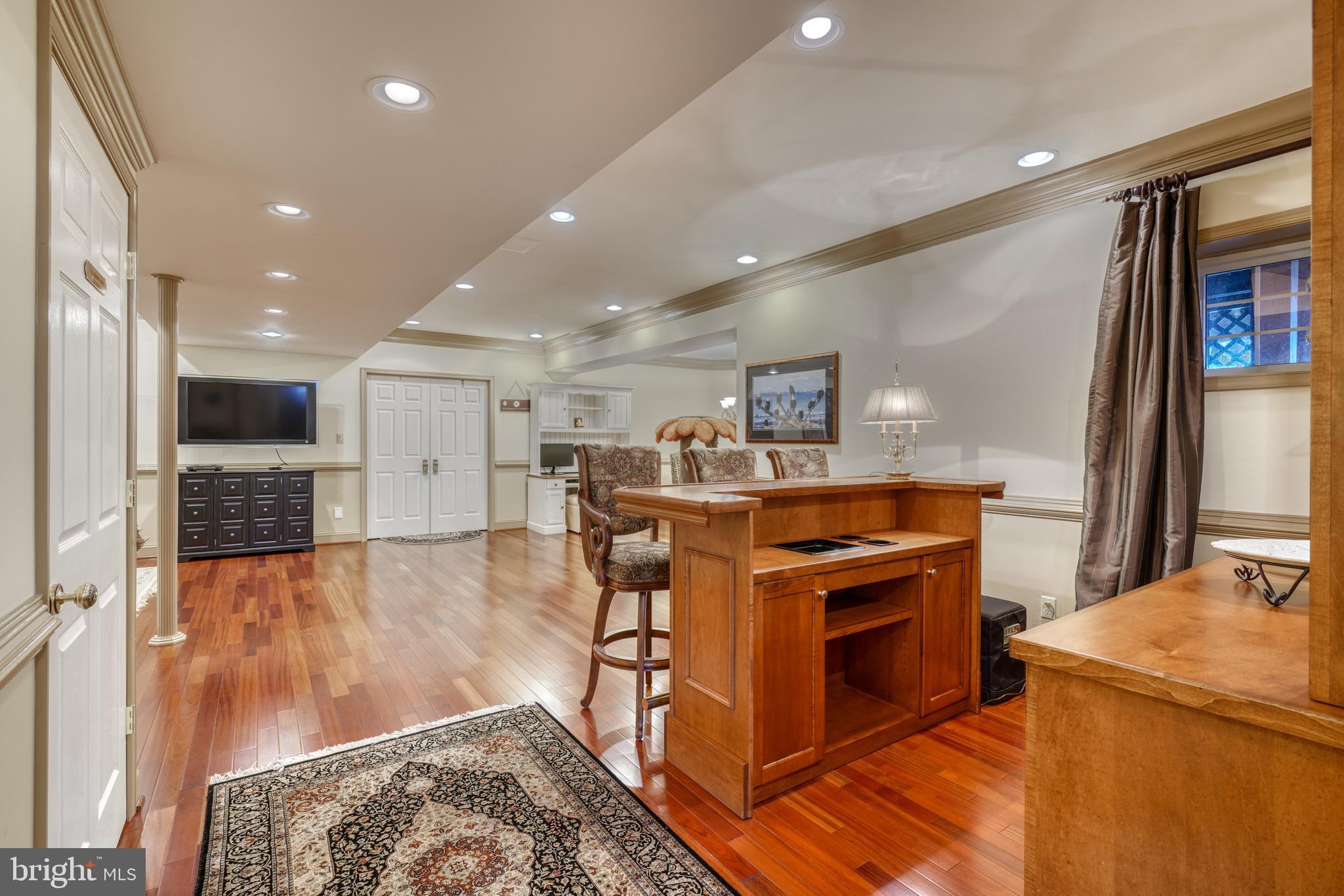 FOXWAY TERR - Residential