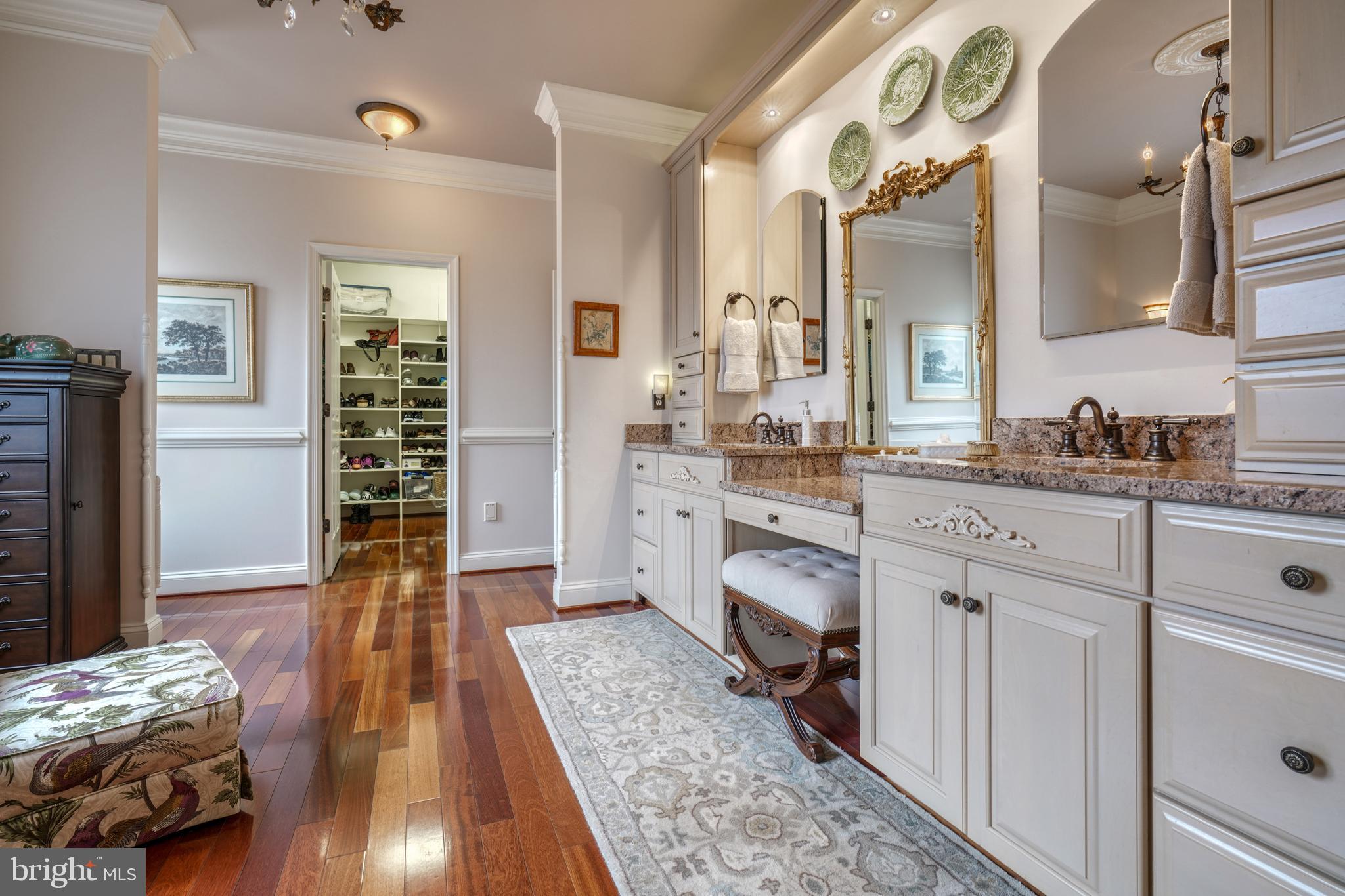 FOXWAY TERR - Residential