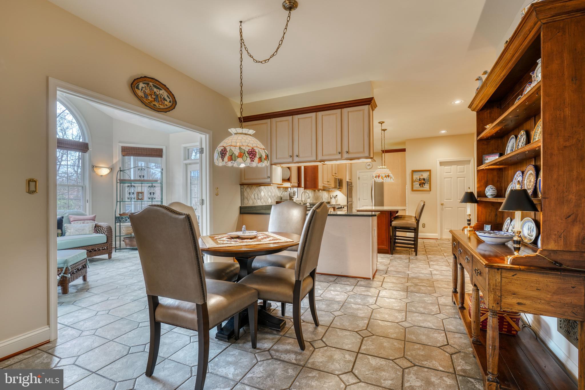 FOXWAY TERR - Residential