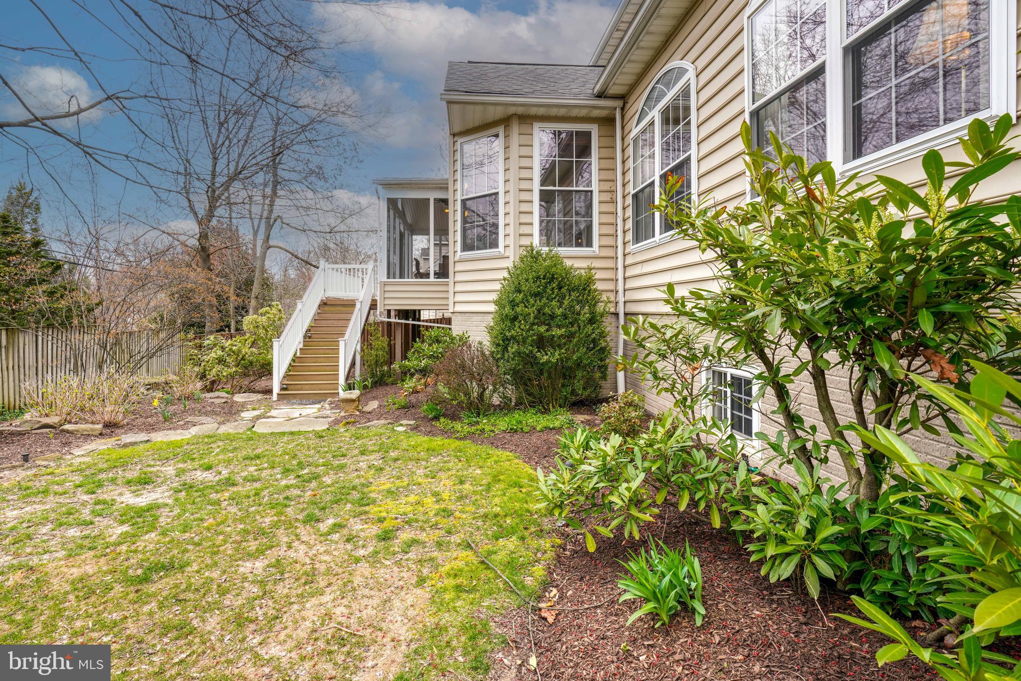 FOXWAY TERR - Residential