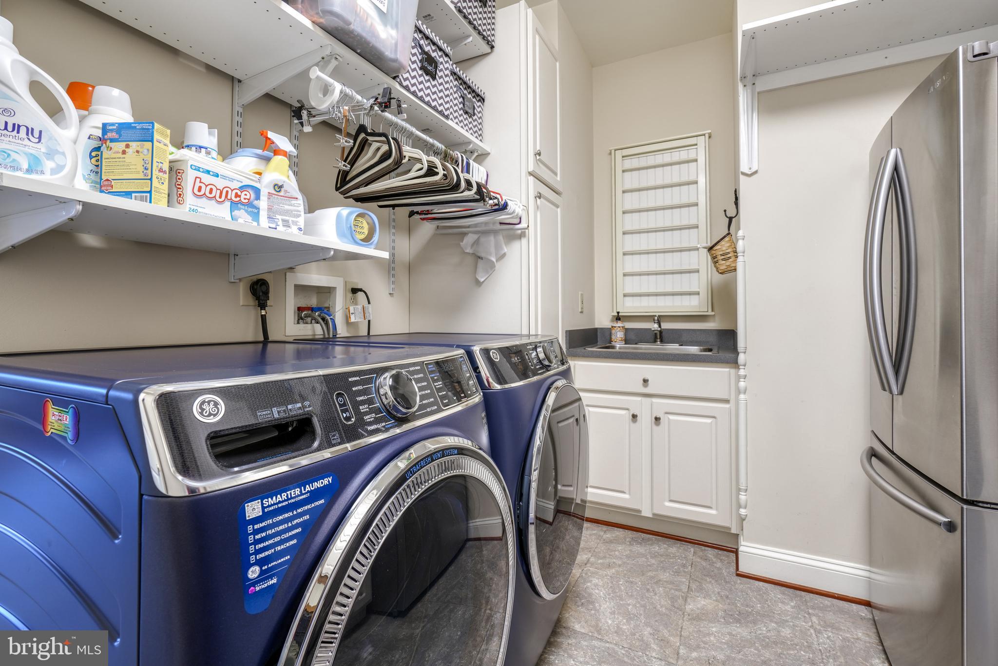 FOXWAY TERR - Residential