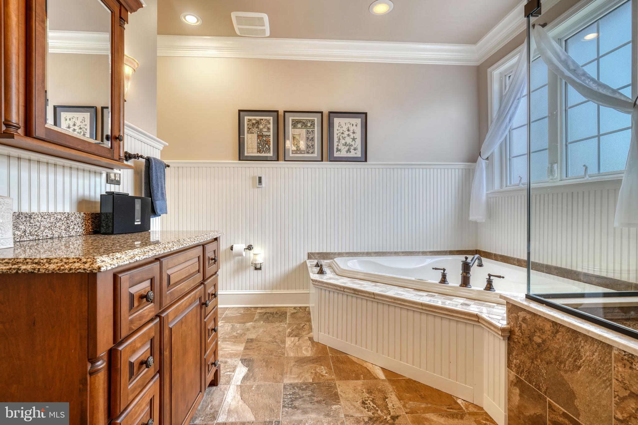 FOXWAY TERR - Residential