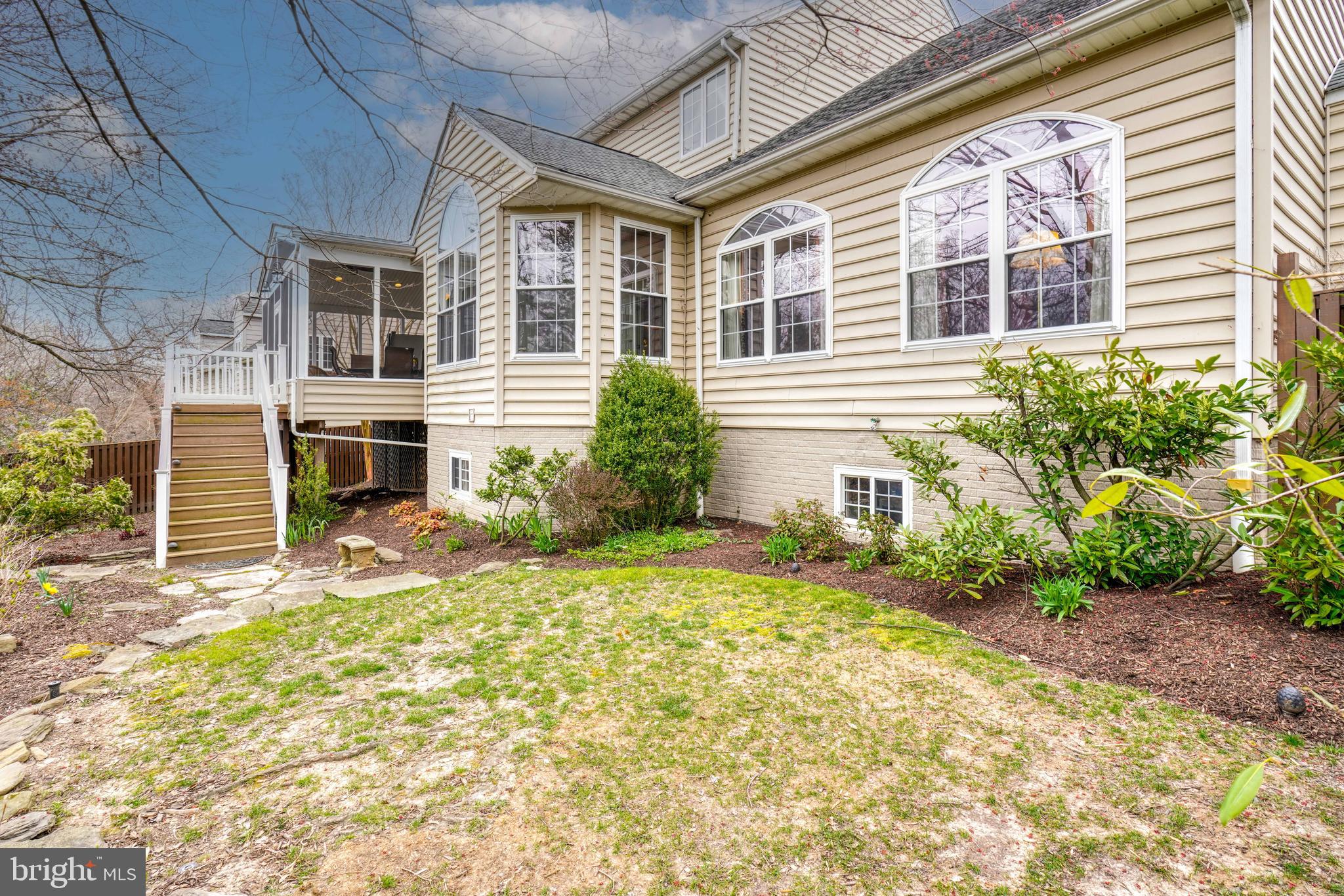 FOXWAY TERR - Residential