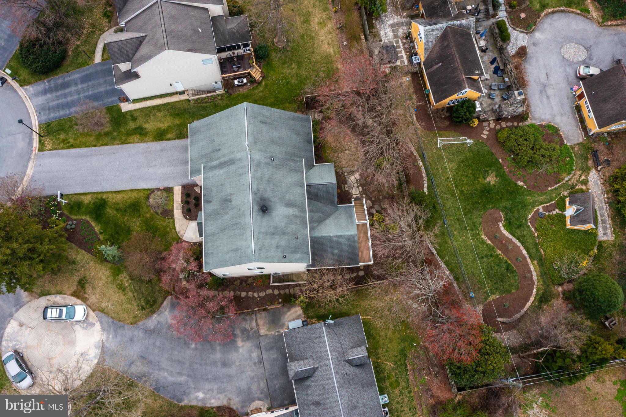 FOXWAY TERR - Residential