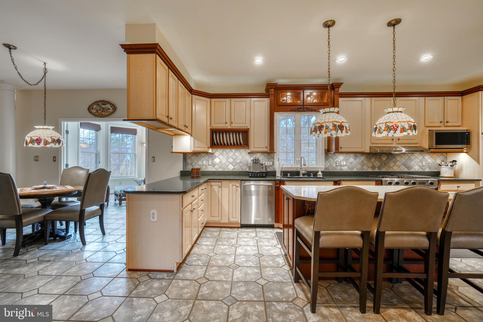 FOXWAY TERR - Residential