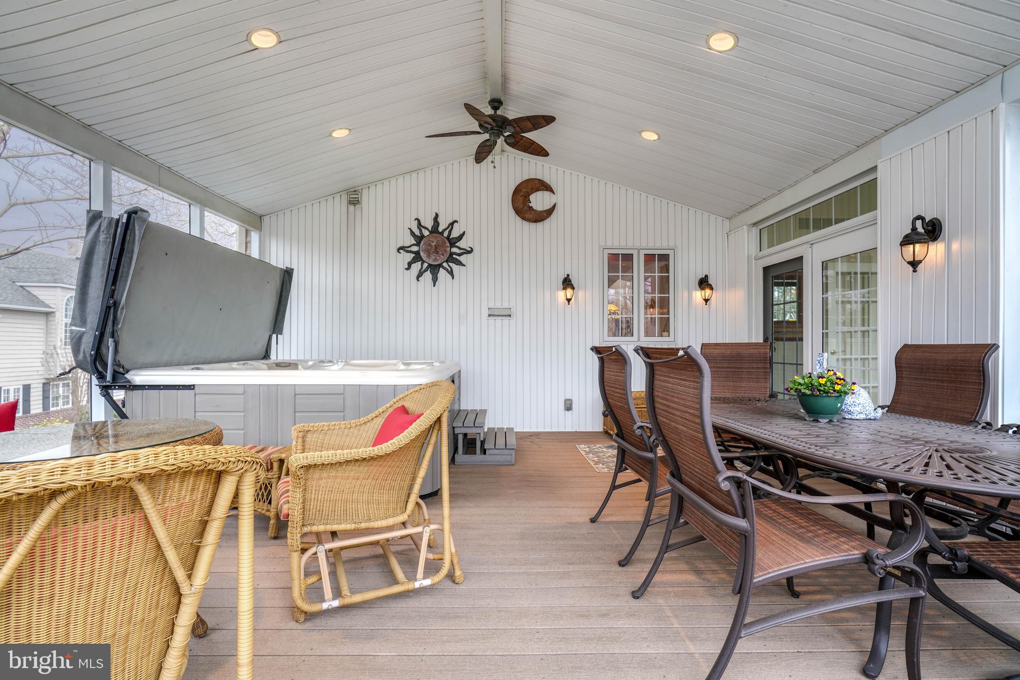 FOXWAY TERR - Residential