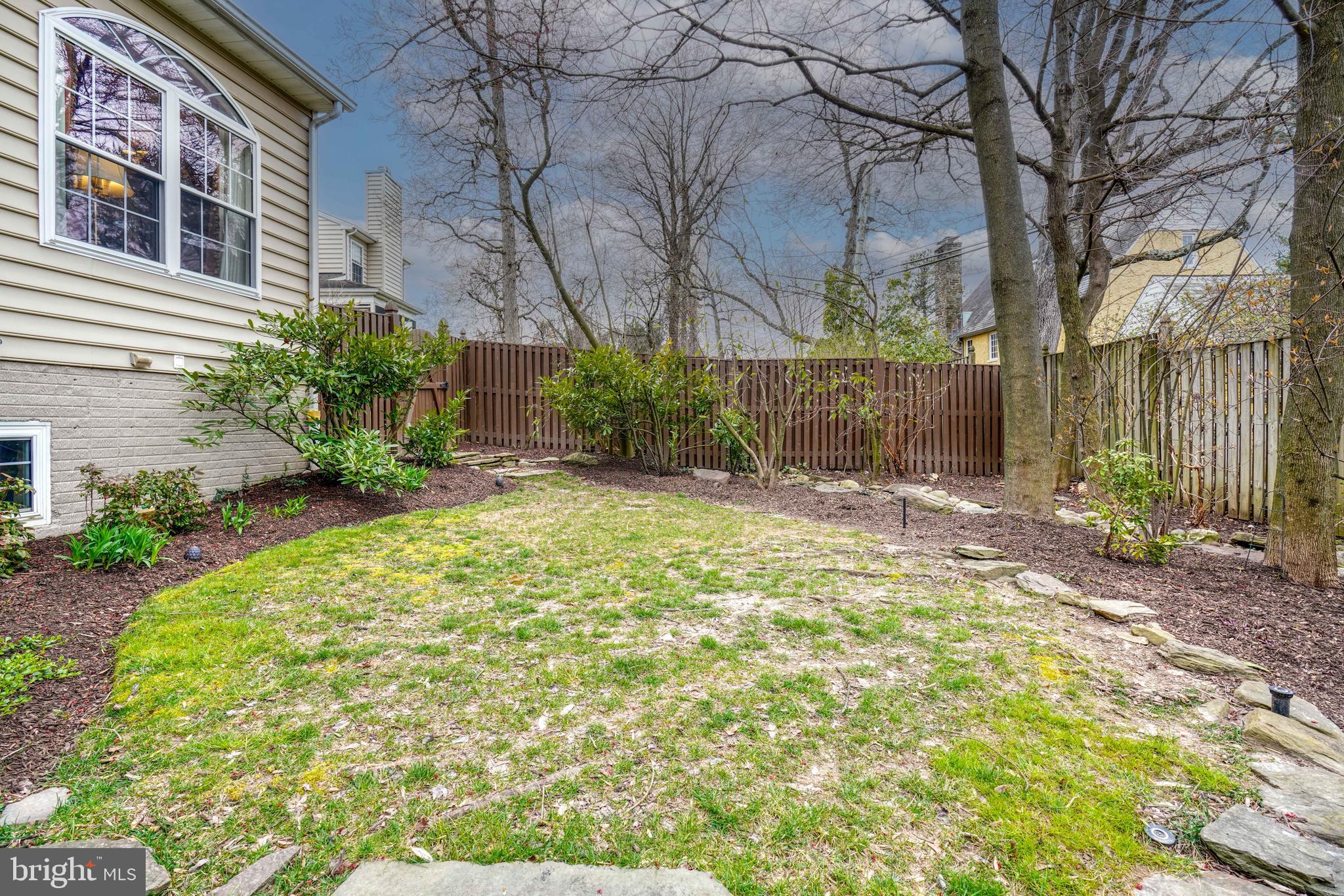 FOXWAY TERR - Residential