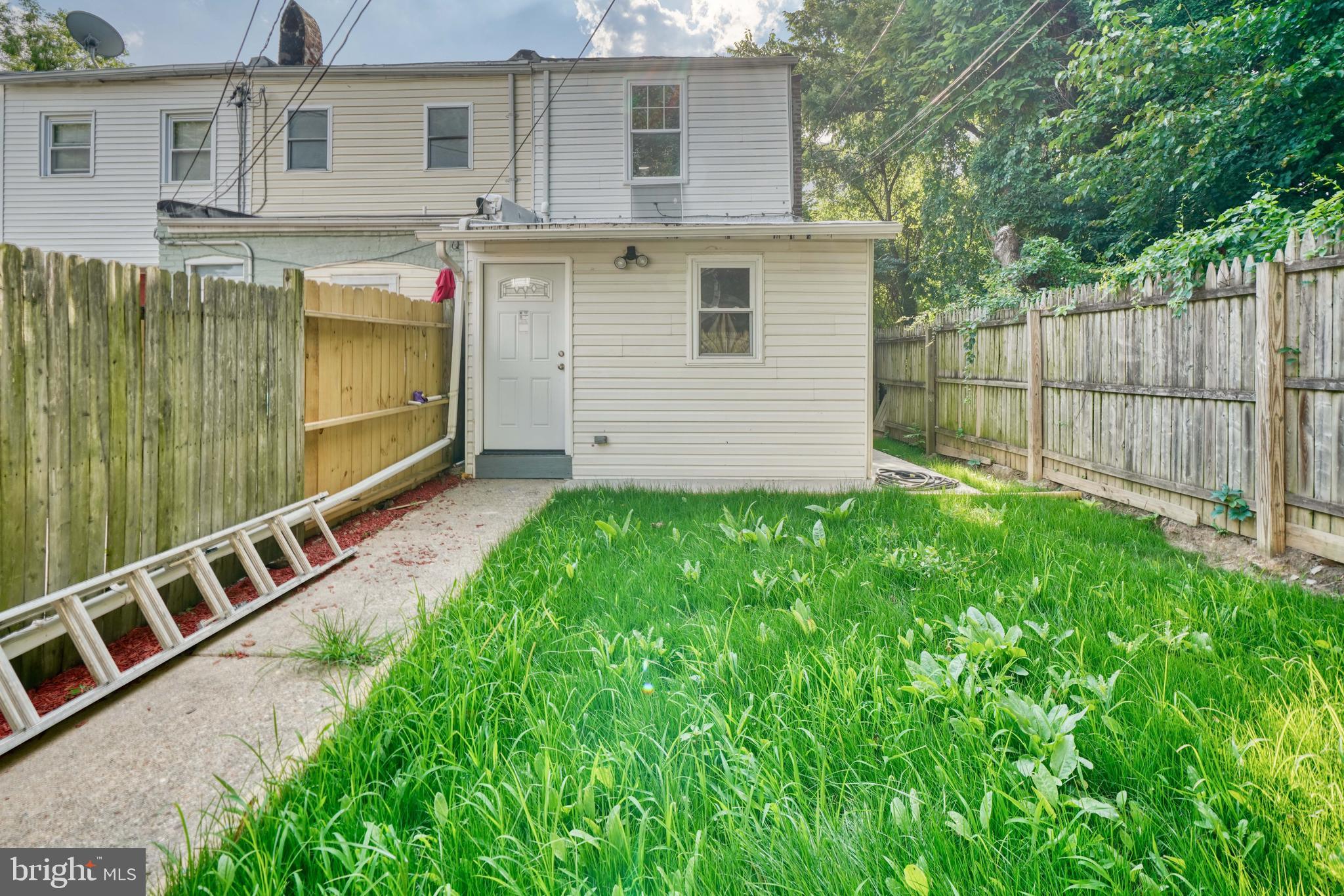 BARCLAY - Residential